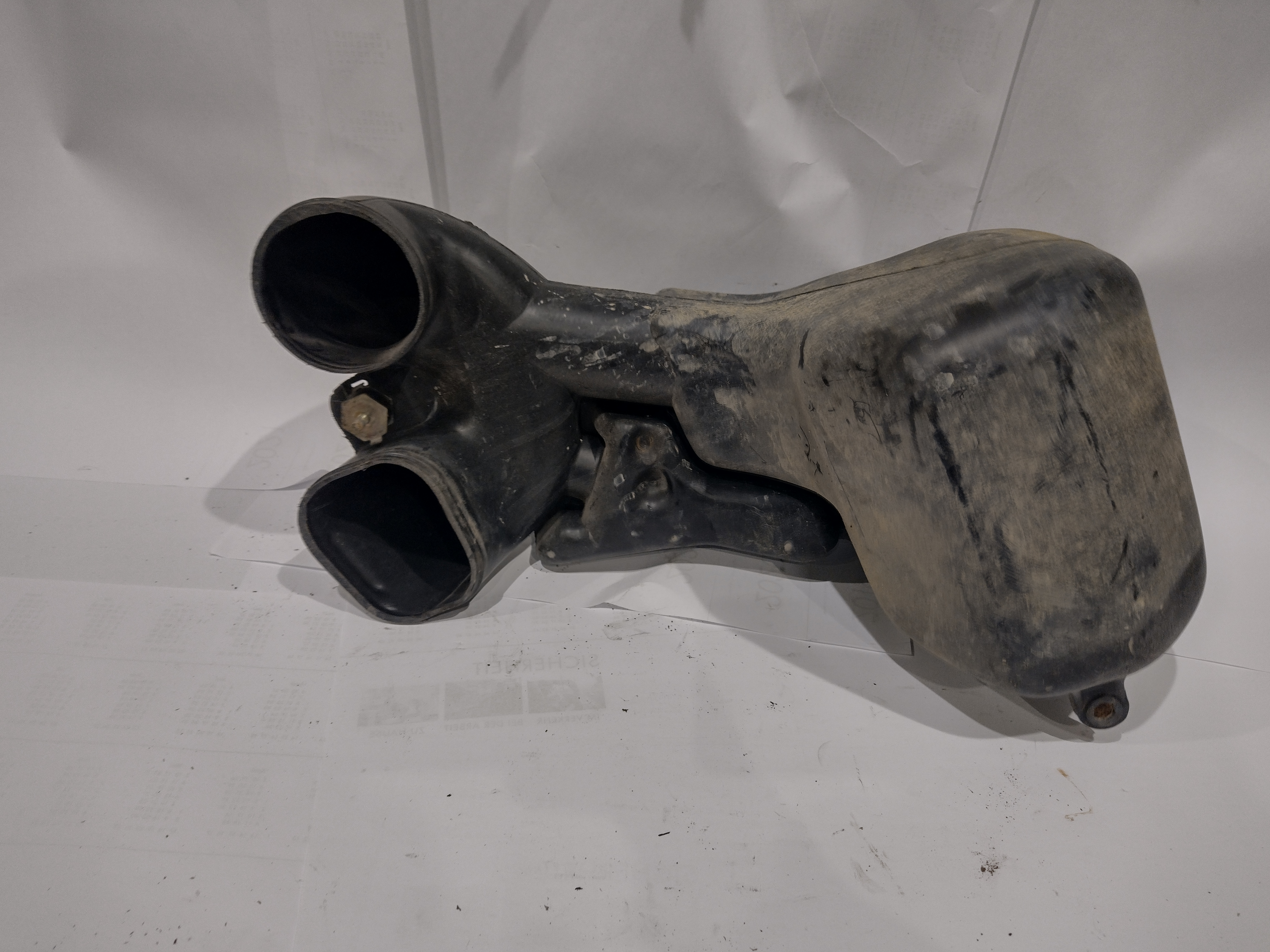 Resonanzkörper Ansaugung A40AE03 für Subaru Outback H6 Legacy BE BH  210PS EZ30 MOTOR