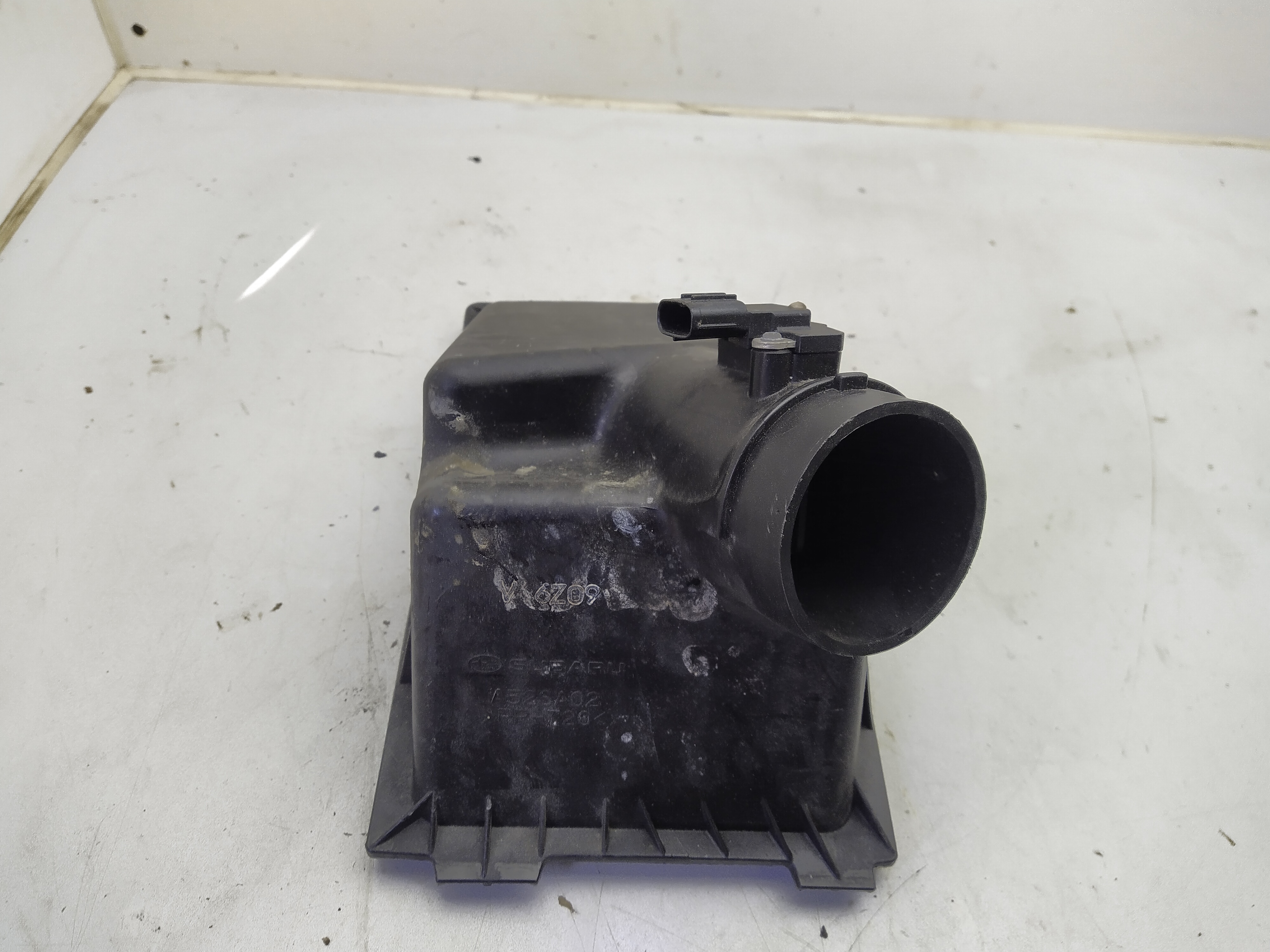 Oberer Luftfilterkasten mit Luftmassenmesser LMM von Subaru Impreza GD GG Newage 2007
