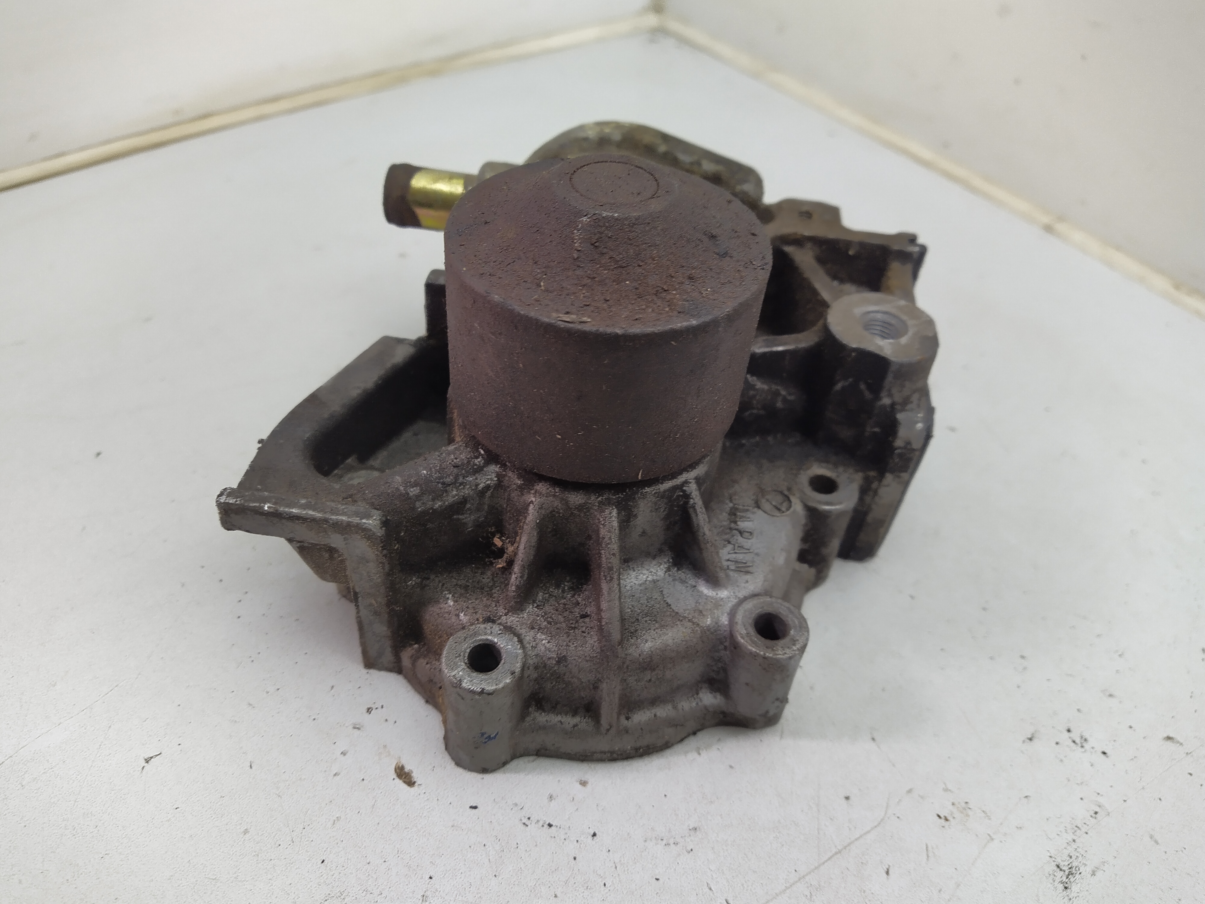 Wasserpumpe 1 Abgang mit Thermostat unten für Subaru EJ20 EJ22 Impreza Legacy Forester