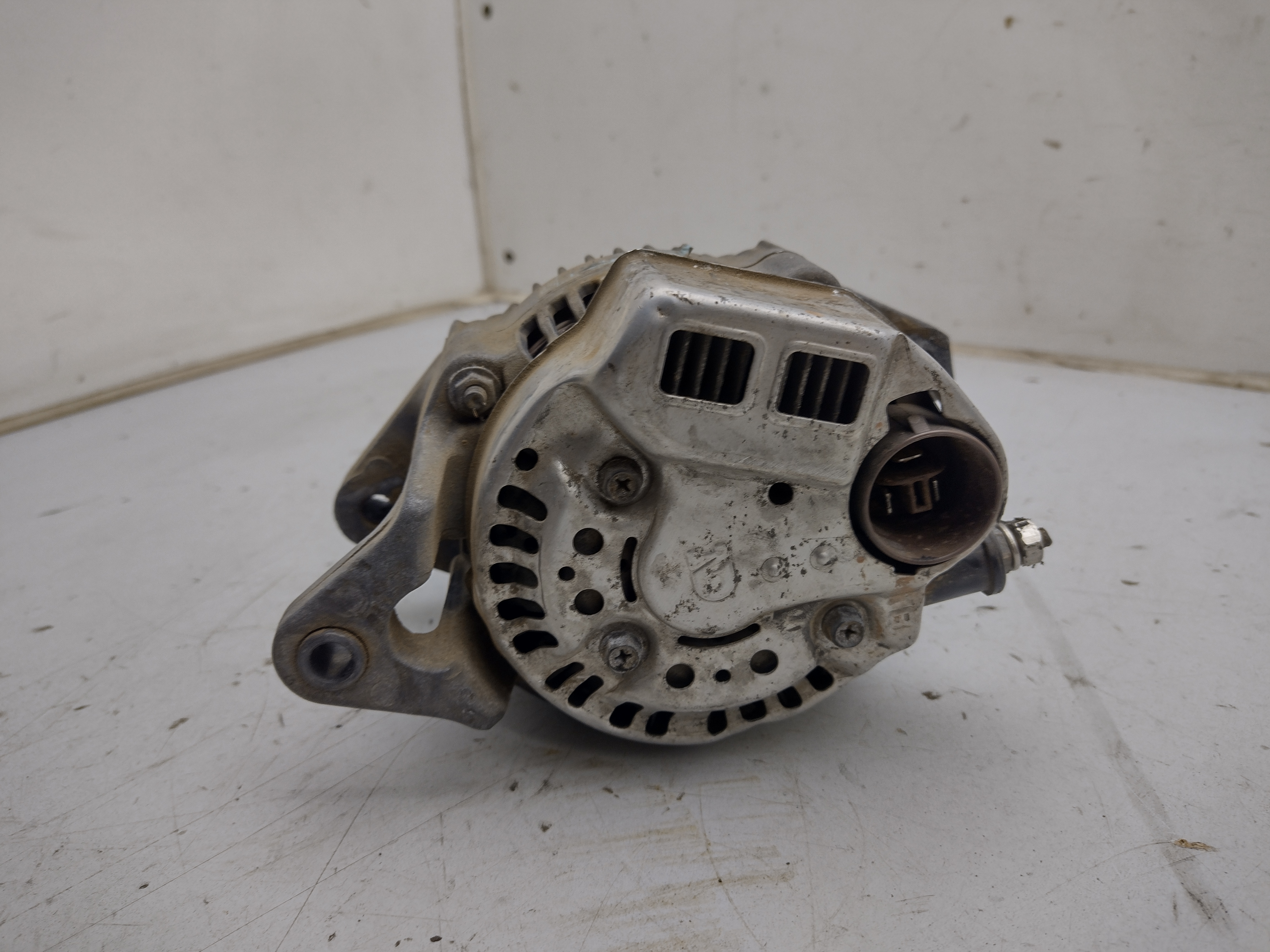 Lichtmaschine Generator für SUZUKI SWIFT II Schrägheck (EA, MA) SUBARU JUSTY II (JMA, MS) 