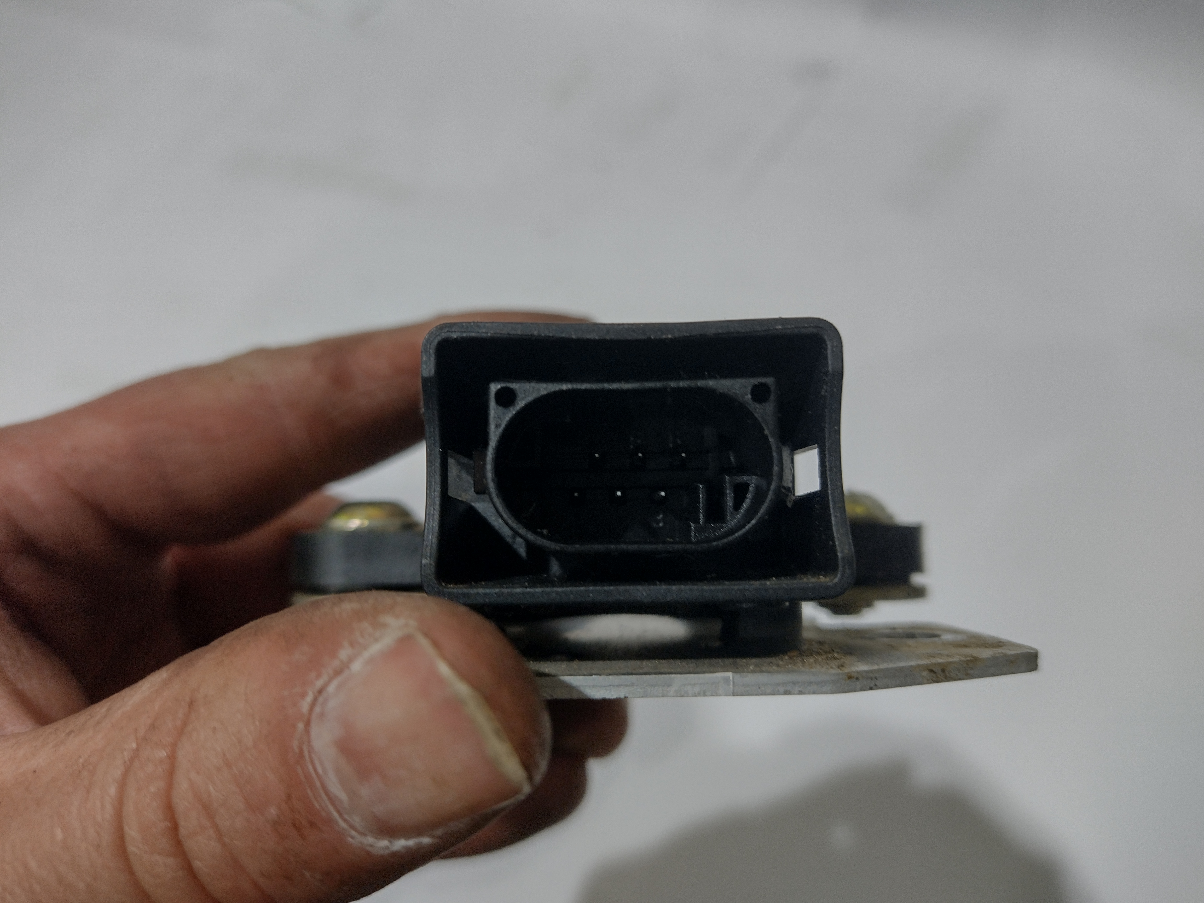 G Sensor 27546AE030 - Sensor V/CONT für Subaru Outback H6 Legacy BE BH BOSCH 0265005221