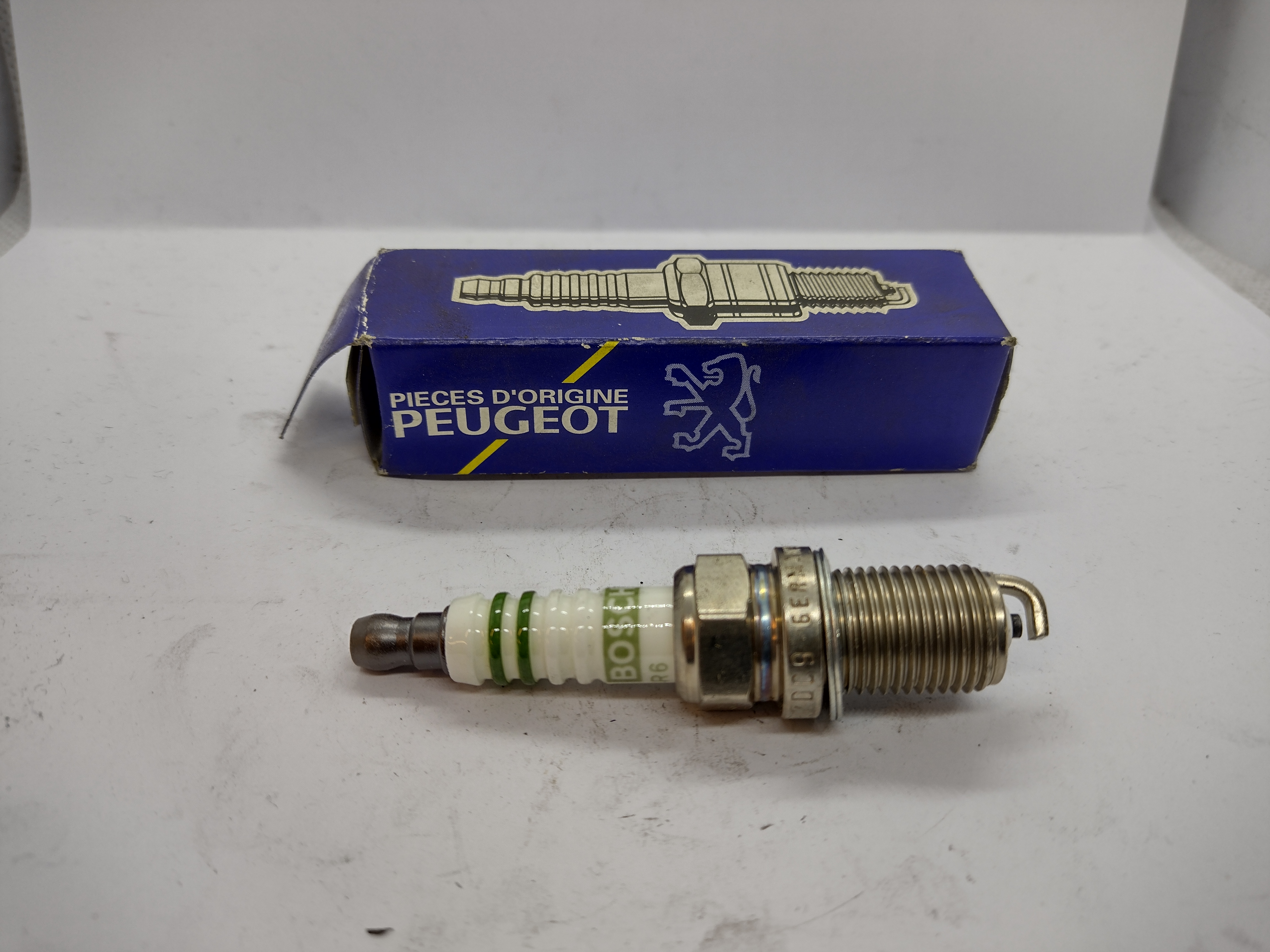 Peugeot Zündkerze 59626K BOSCH FR 7DC 9 NEU NOS NEW OEM