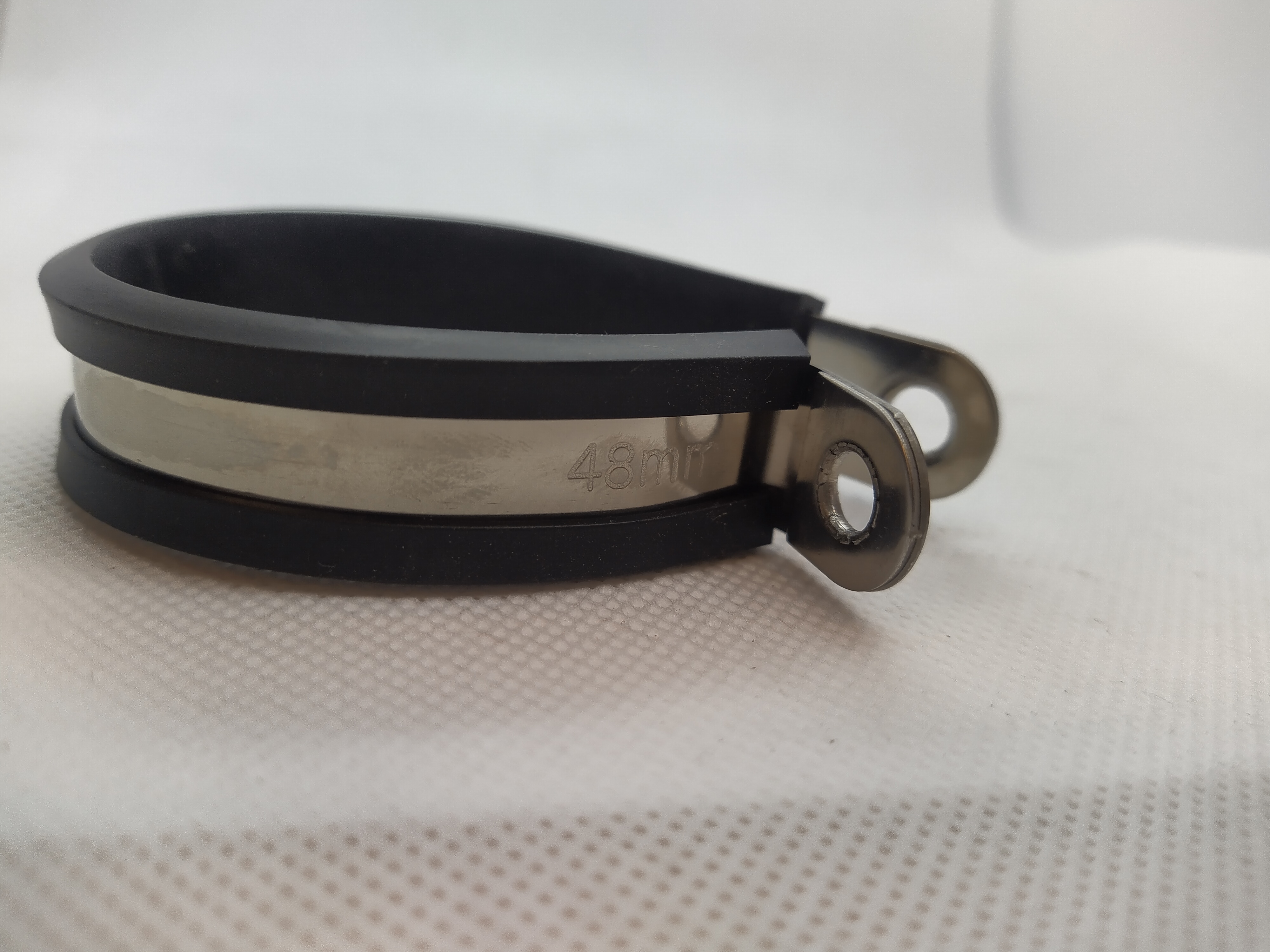 48mm gepolsterte Schlauchbefestigungsschlaufe Schlauchklemme aus Edelstahl V2A