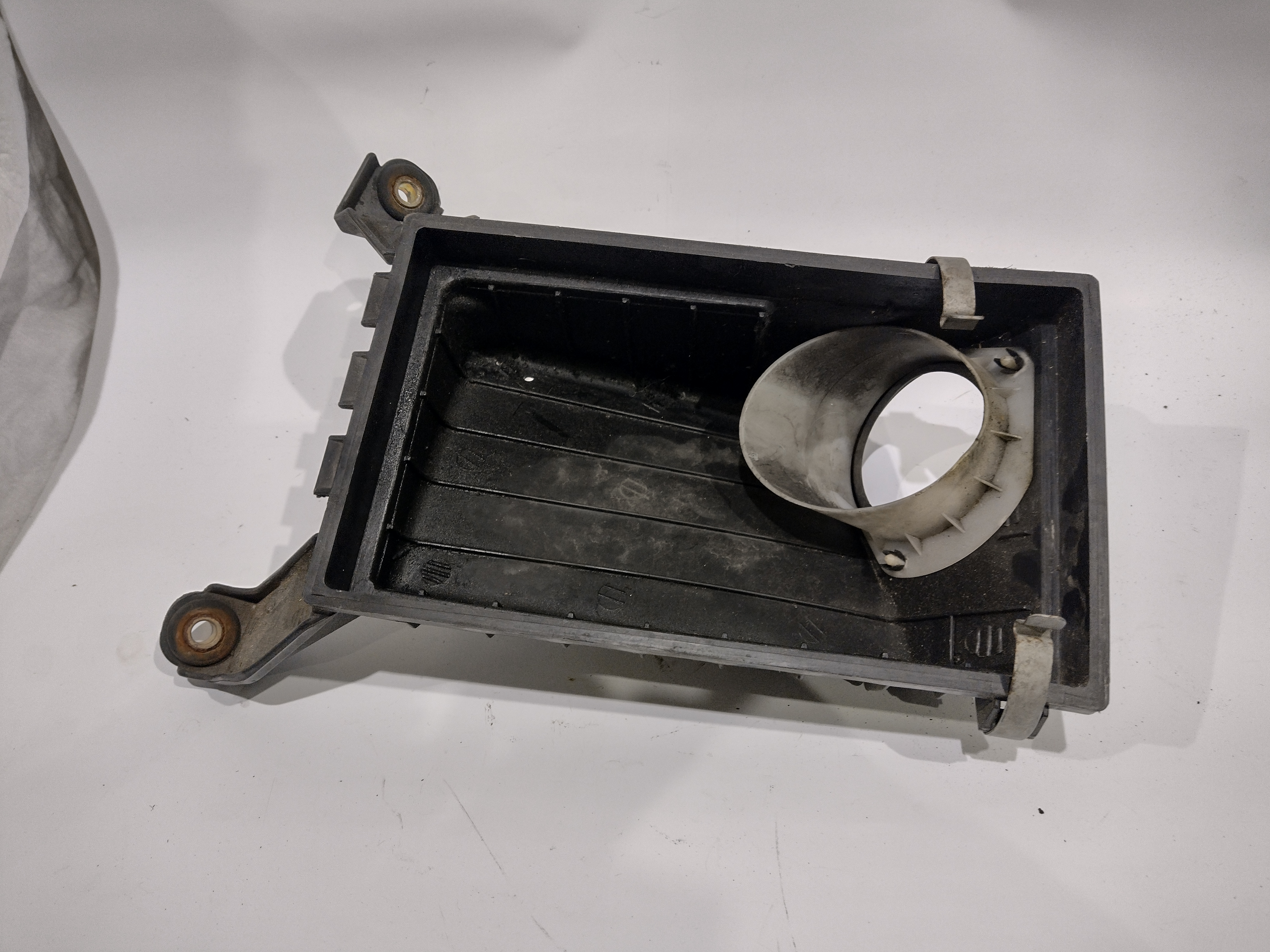 Unterer Luftfilterkasten für Subaru Legacy BD BG 2.2l EJ22 100 kW/136 PS