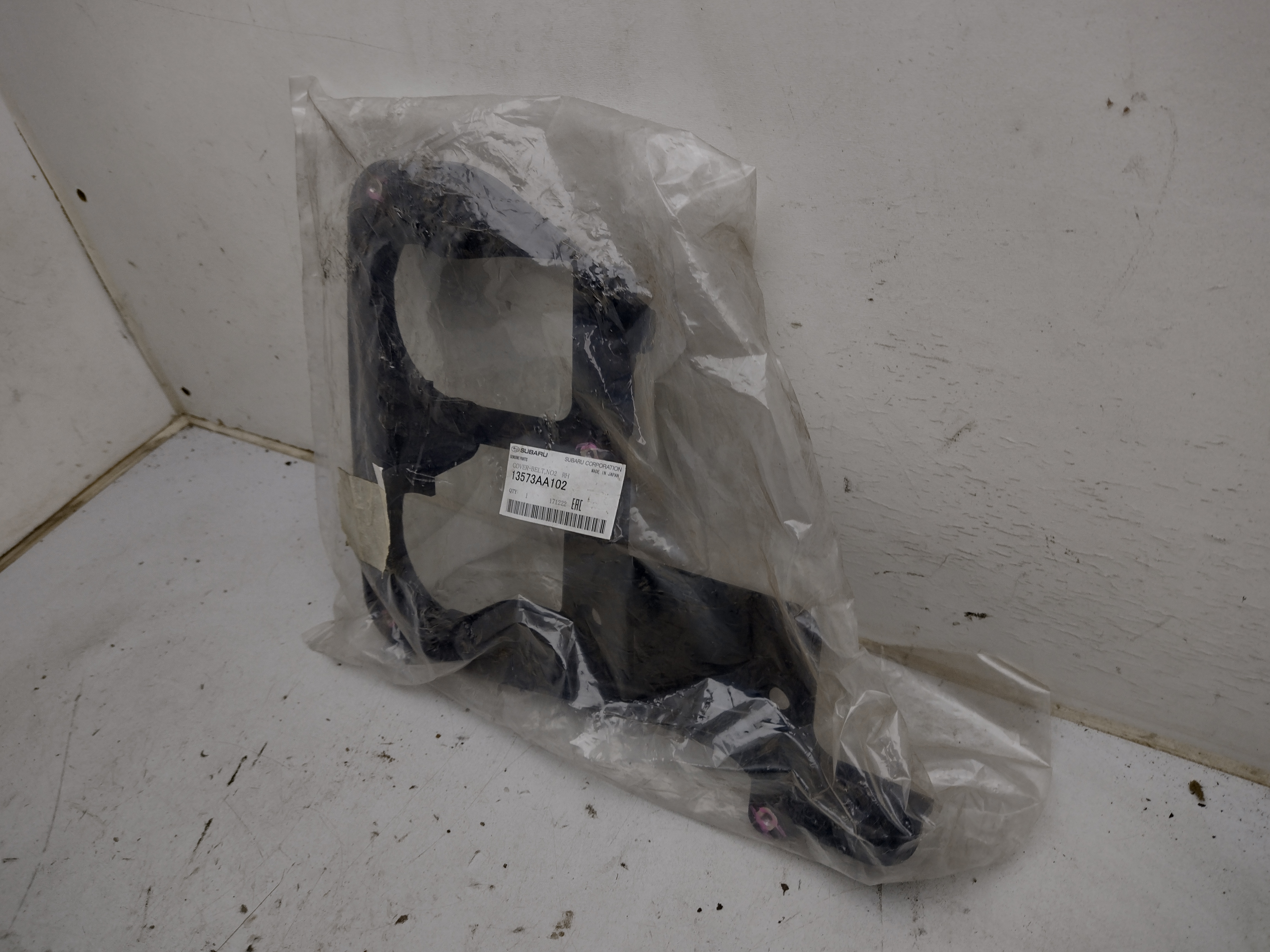 13573AA102 hintere rechte Zahnriemenabdeckung für Subaru DOHC EJ20 EJ25 Motor Impreza / Legacy / Forester 