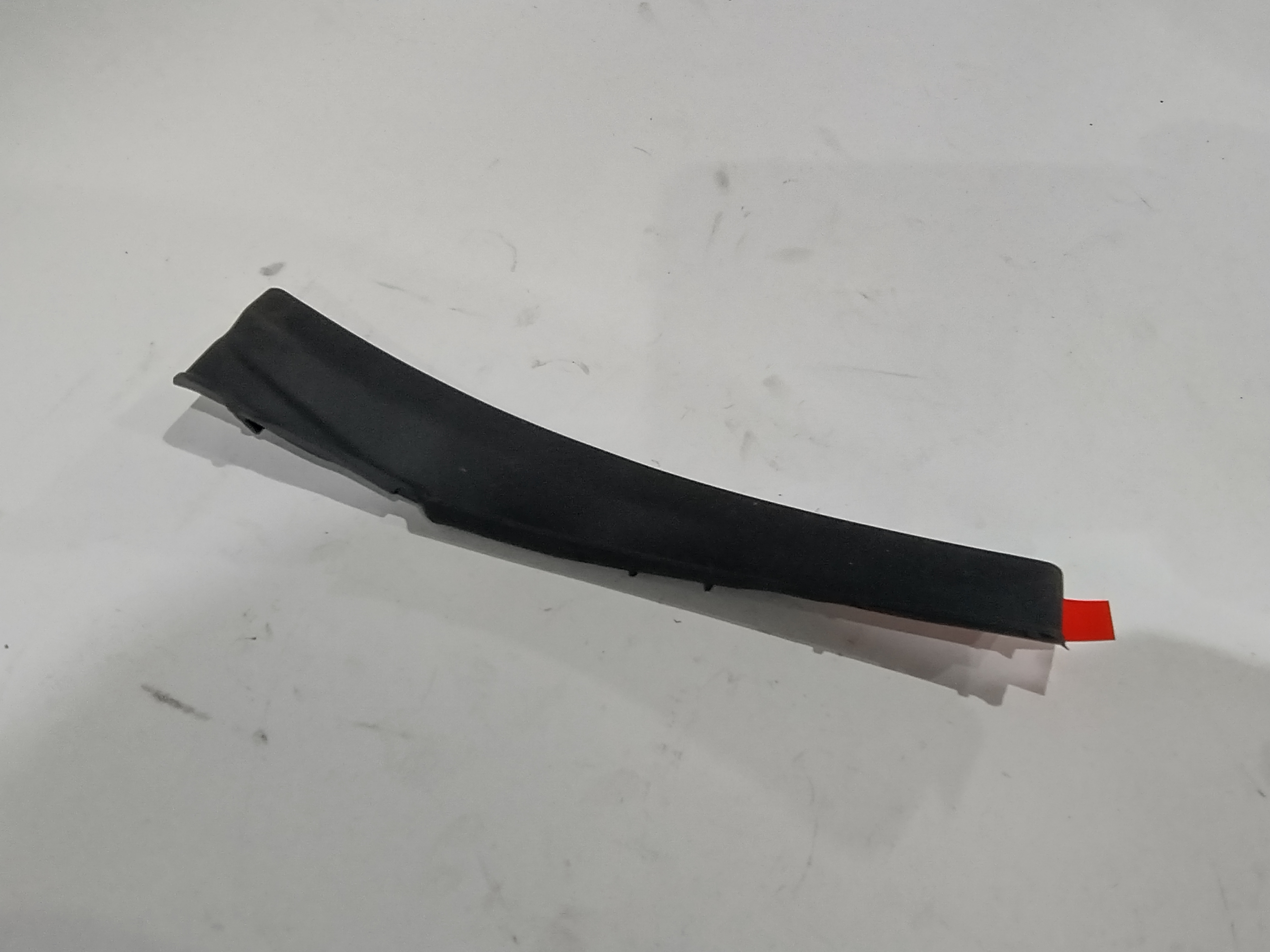 Peugeot 107 / Citroen C1 Zier-/Schutzleiste, Kotflügel 8120R6 NEU NOS NEW