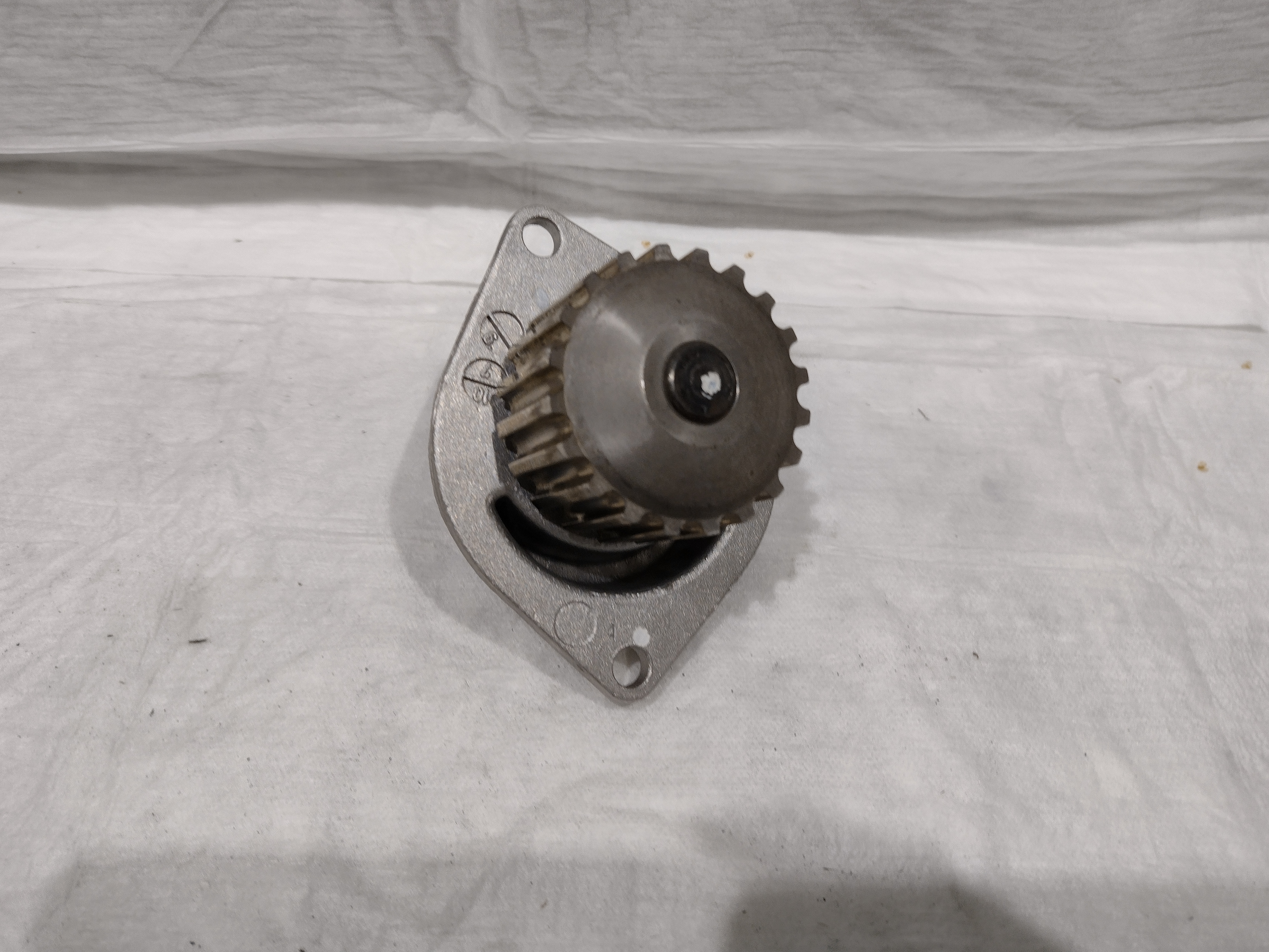 Peugeot / Citroen Wasserpumpe 1201E6 NEU NOS NEW
