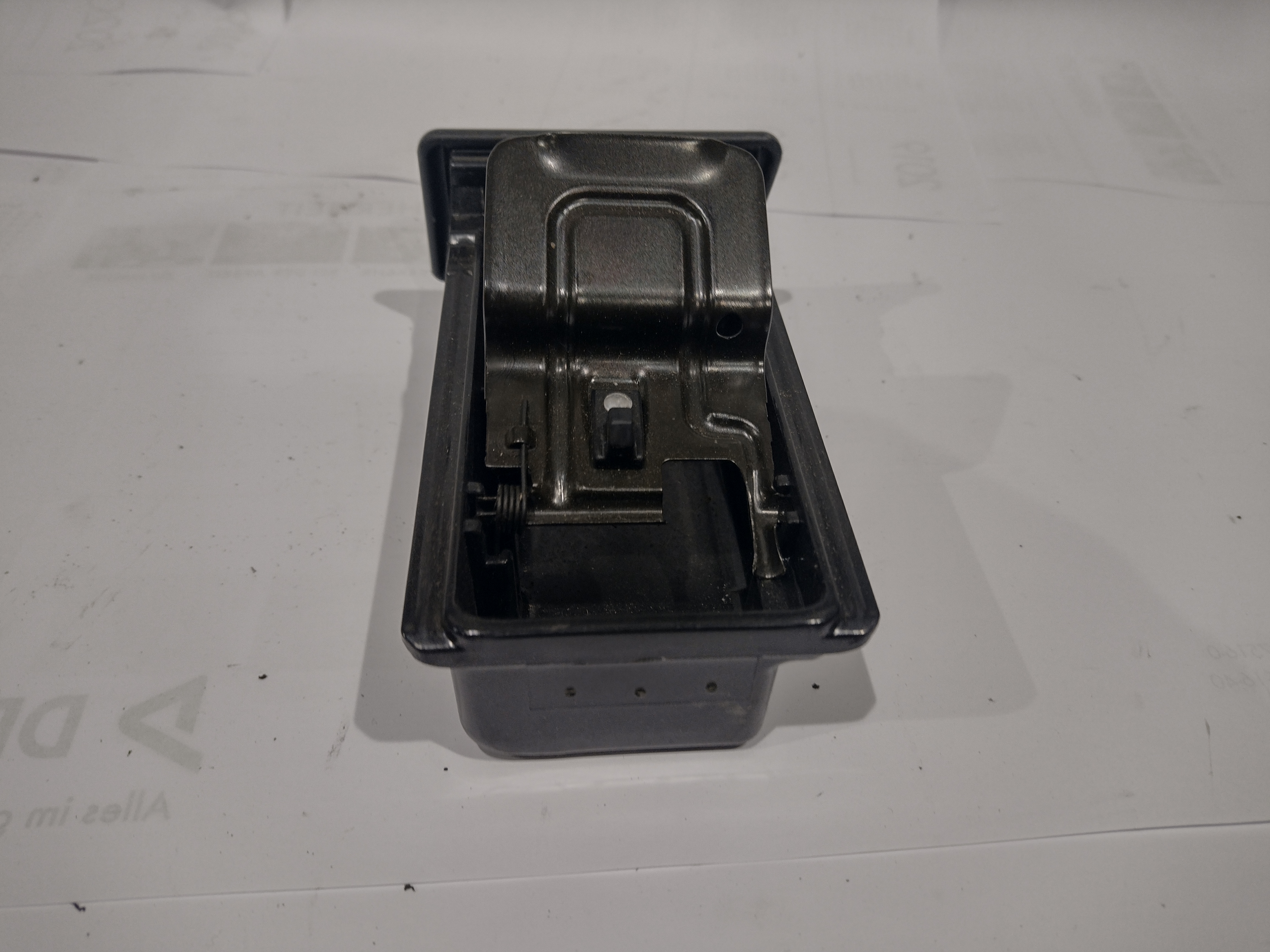 Aschenbecher für Subaru Outback H6 Legacy BE BH 66160AE000