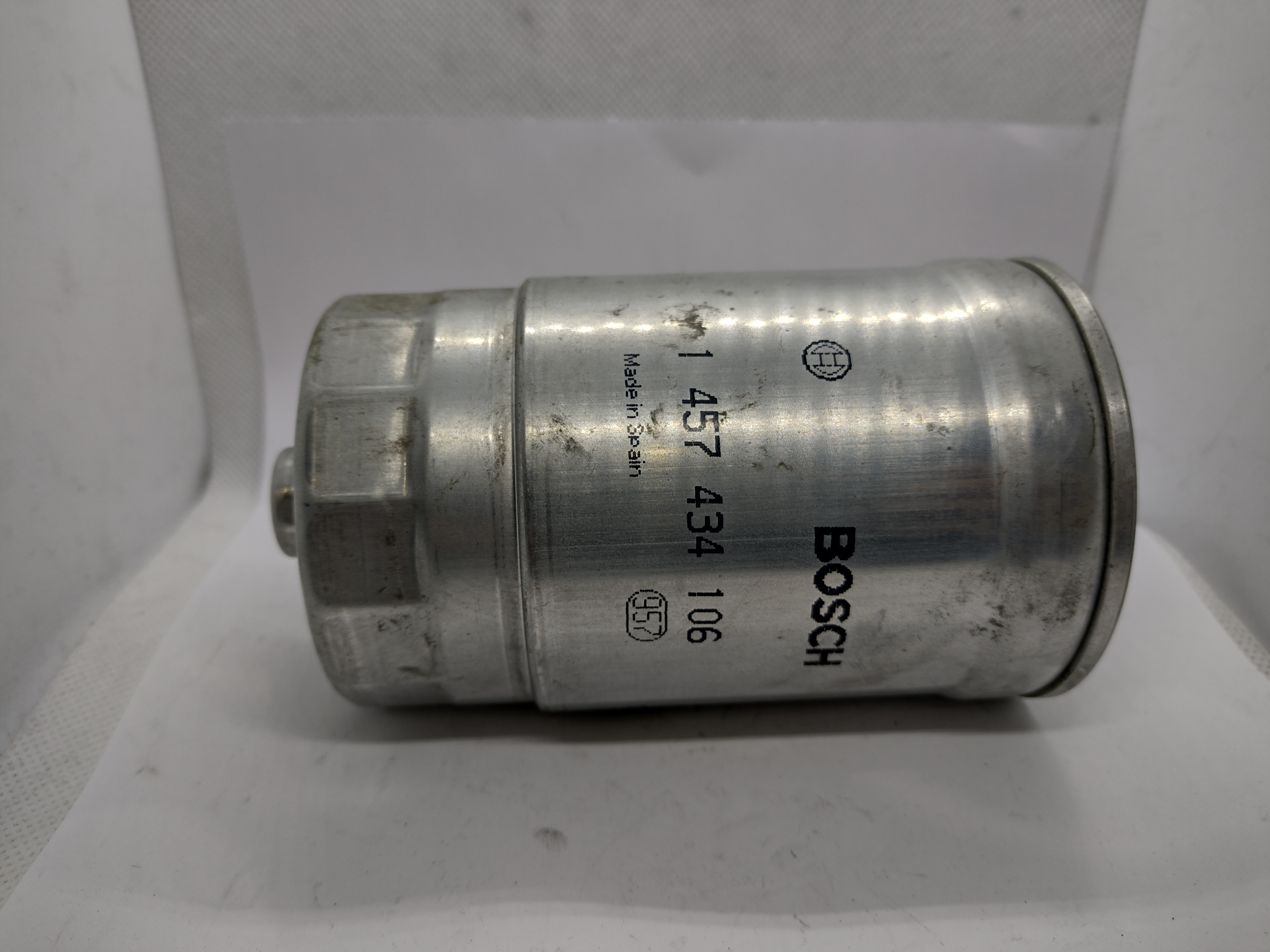 Original Peugeot / Bosch Kraftstofffilter 1 457 434 106 NEU NOS NEW