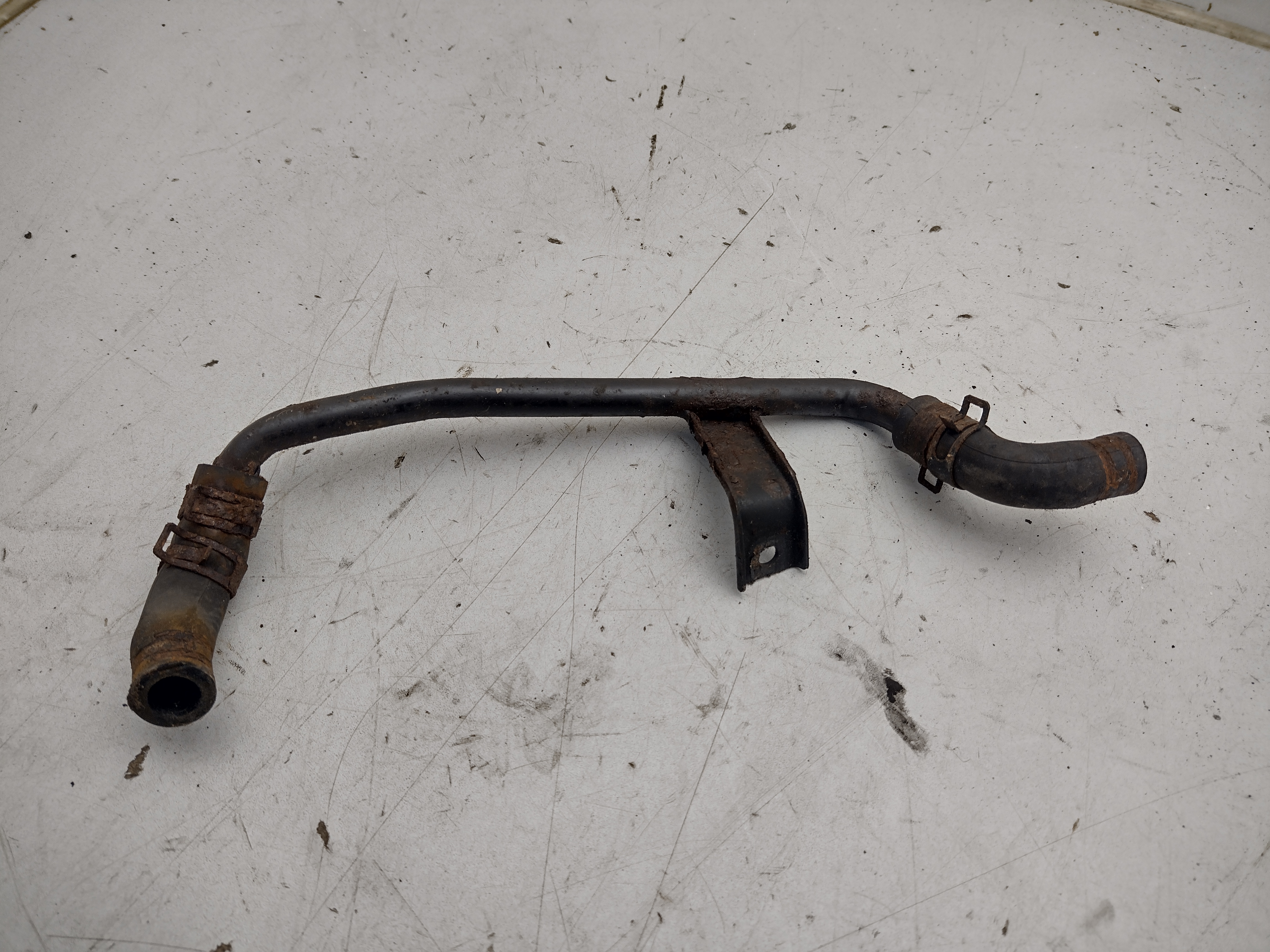 Kühlwasserleitung zum Ölkühler für SUBARU LEGACY Turbo BC BJ