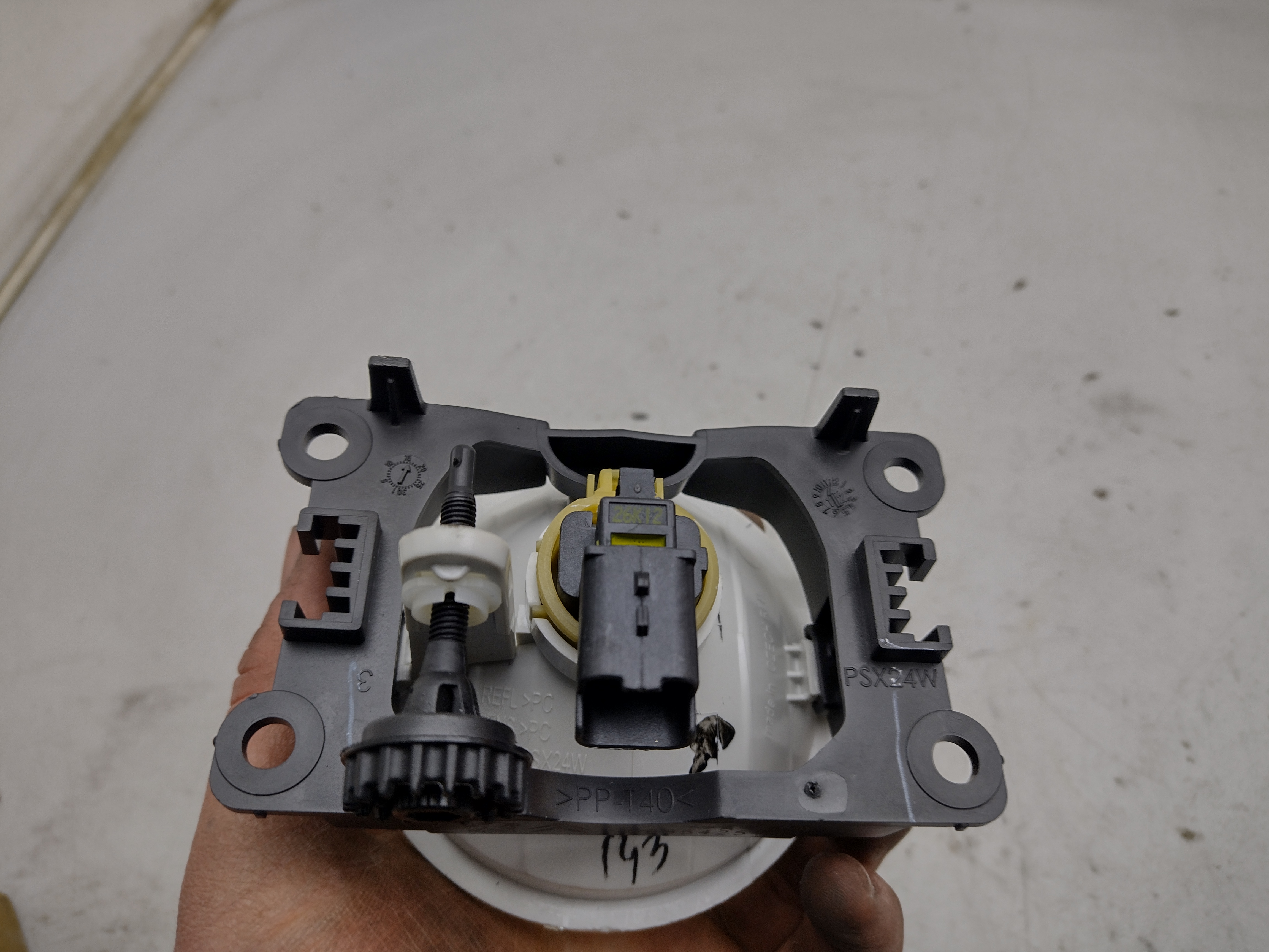 Citroen / Peugeot Nebelscheinwerfer links oder rechts 6206N0 NEU NOS NEW 
