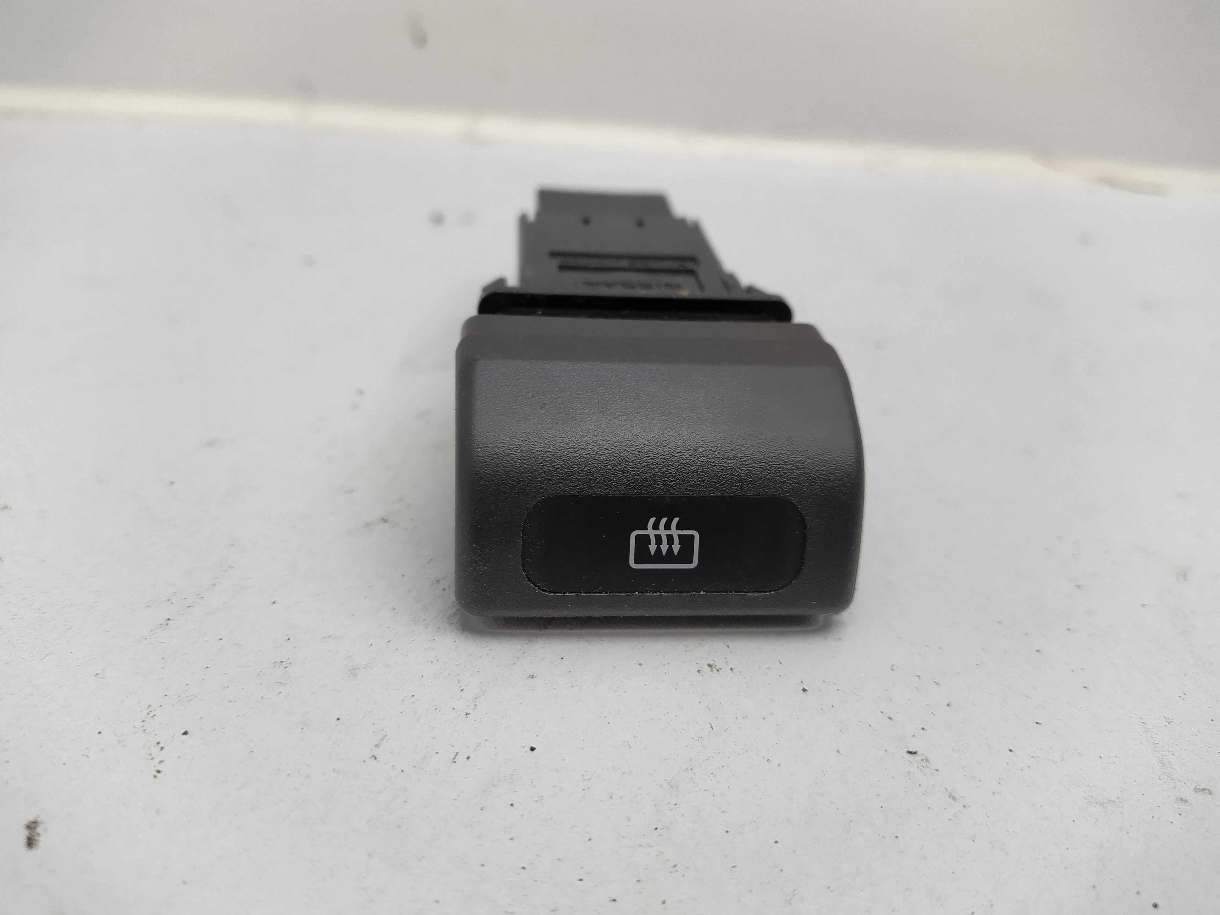 Schalter Heckscheibenheizung Subaru Impreza GC GF Forester SF 97-03