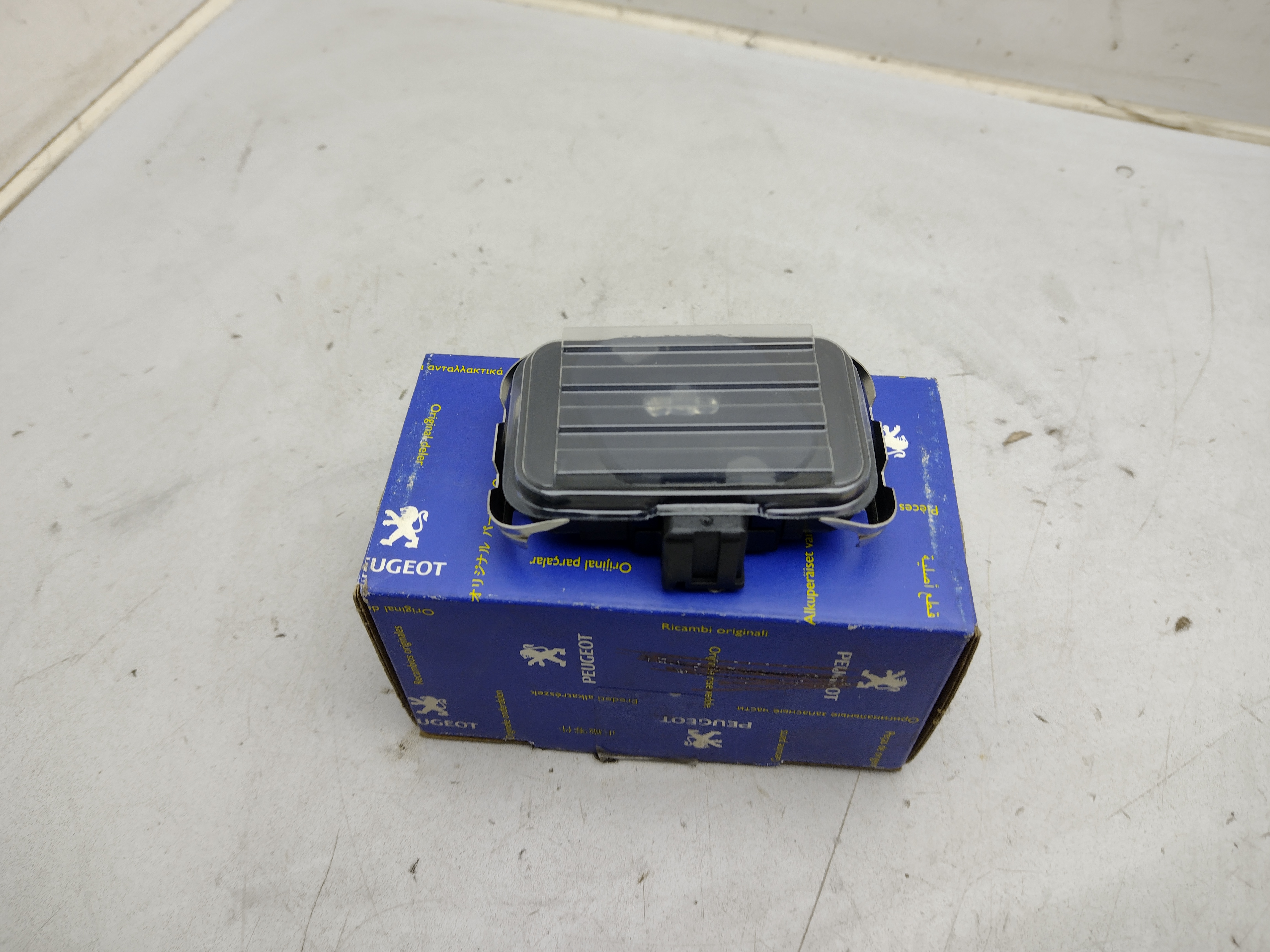 Peugeot / Citroen Regensensor 6405W9 NEU NOS NEW OEM