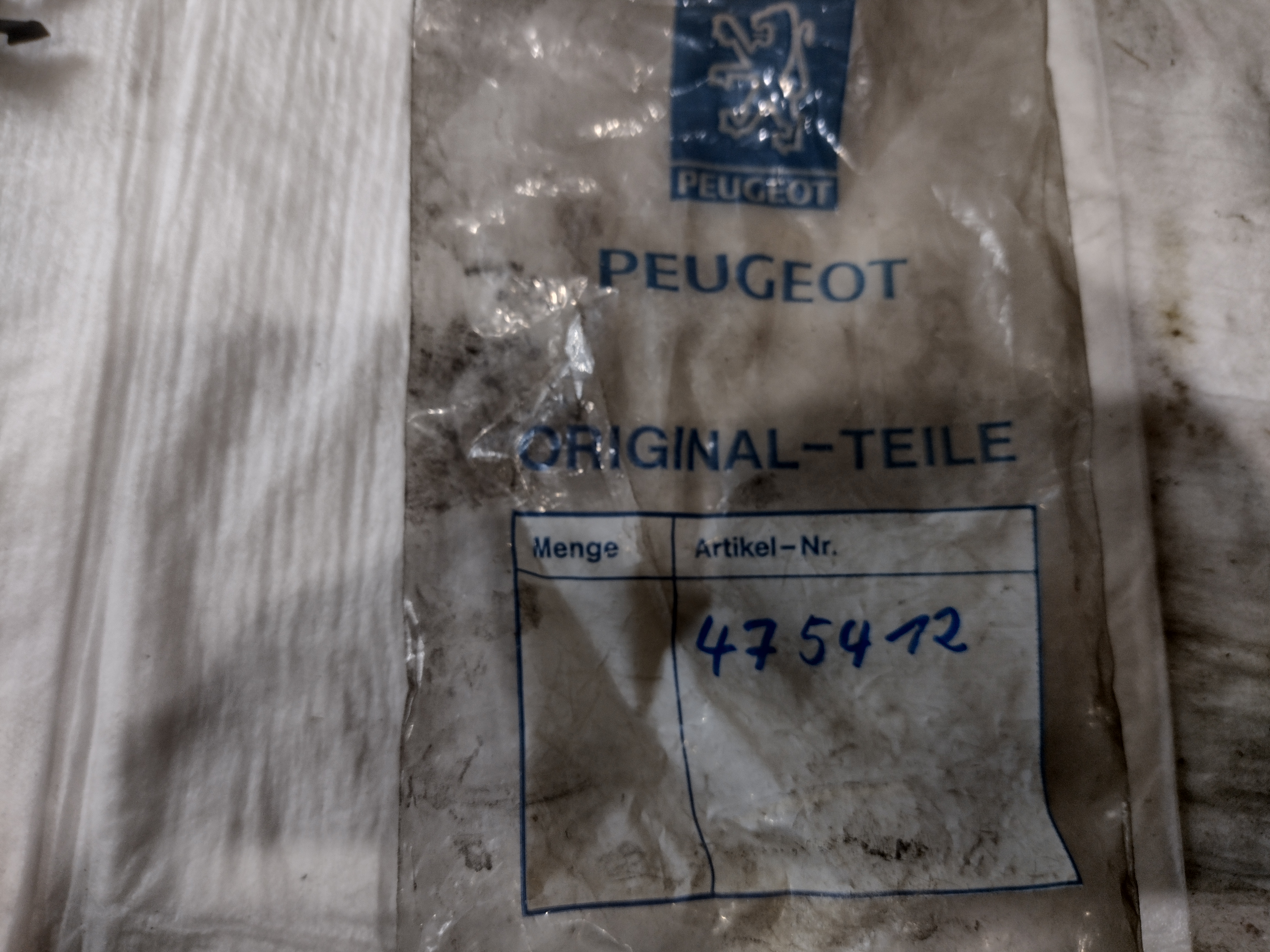 Peugeot / Citroen KLAMMER FÜR HANDBREMSZUG 475412 NEU NOS NEW