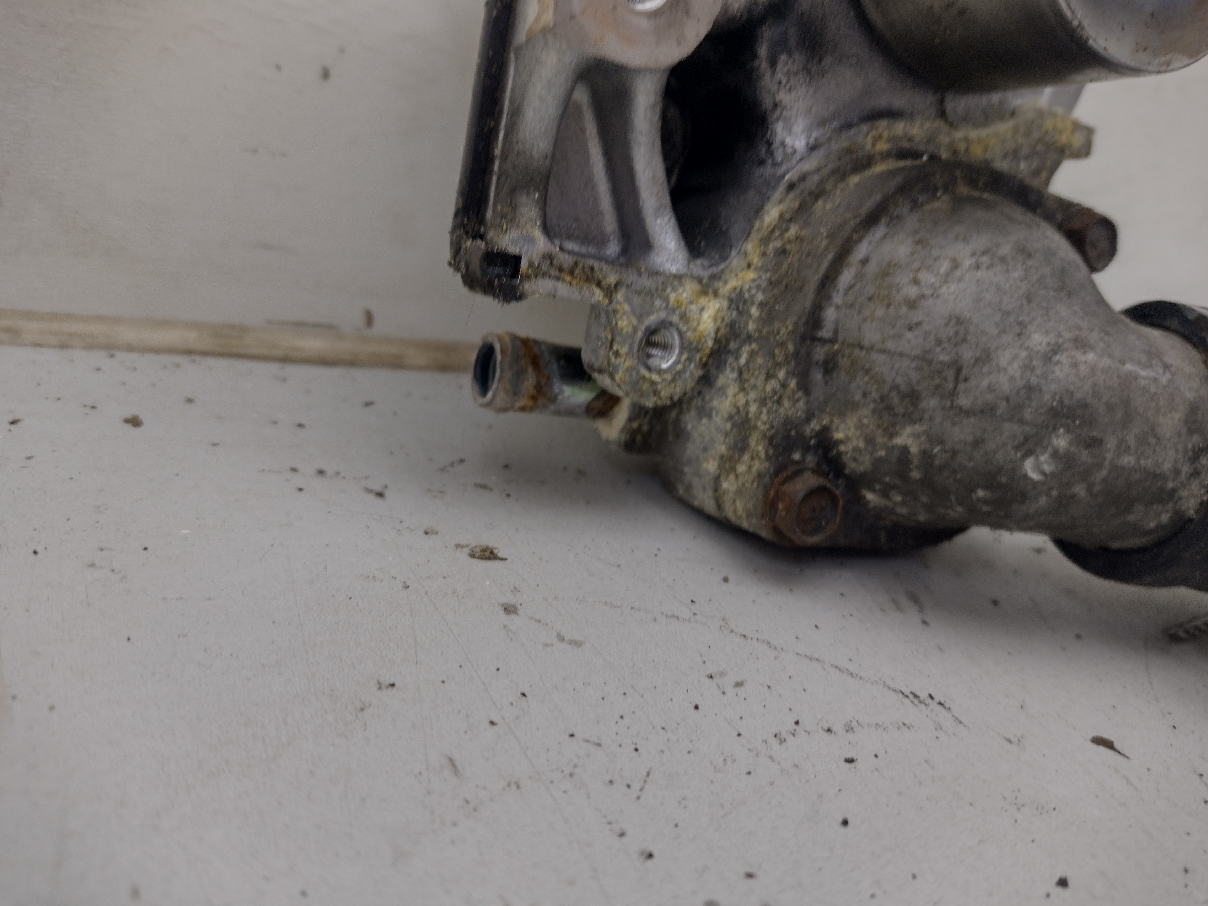 Wasserpumpe mit Gussrad 3 Abgängen für SUBARU LEGACY Turbo BC BJF