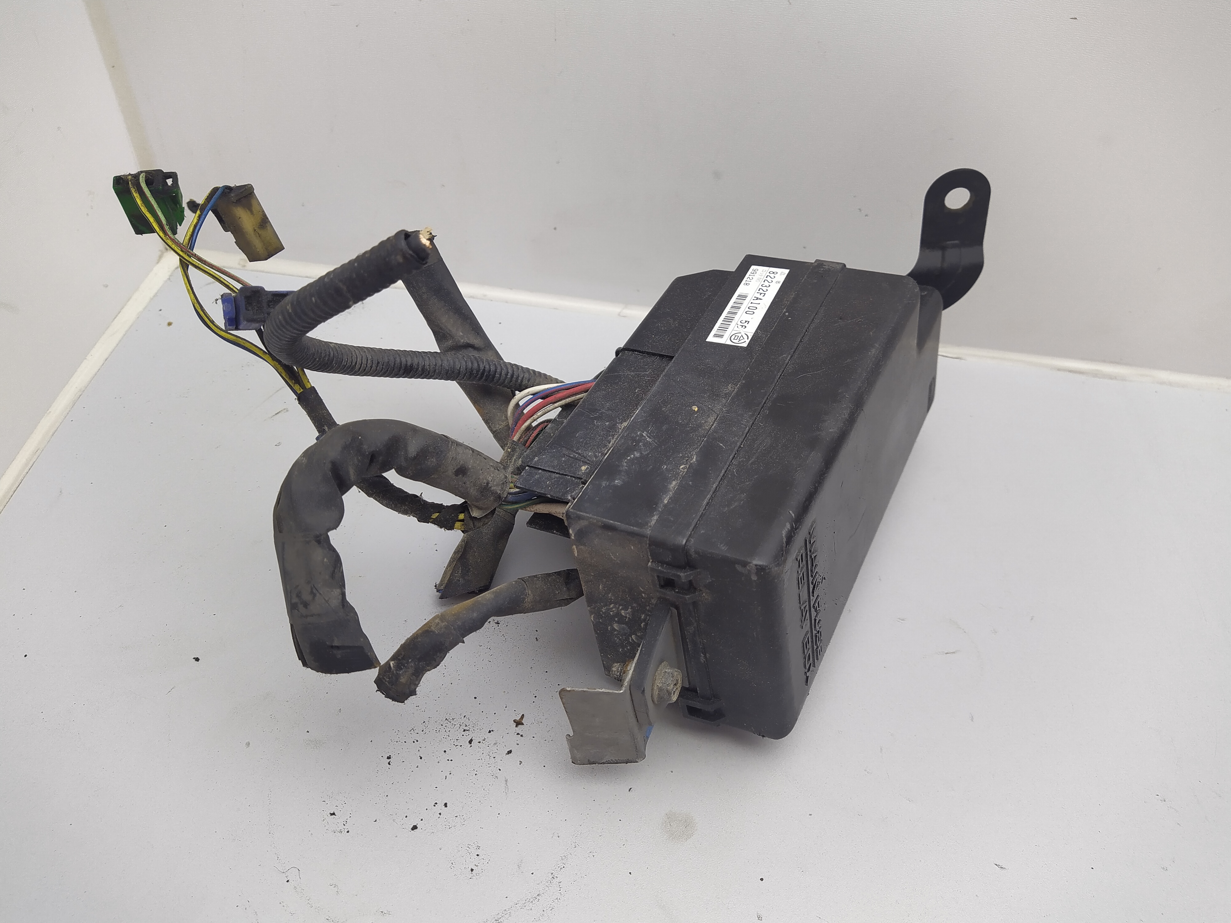 Sicherungskasten Motorraum Subaru Impreza GC GF 98-00 82232FA100