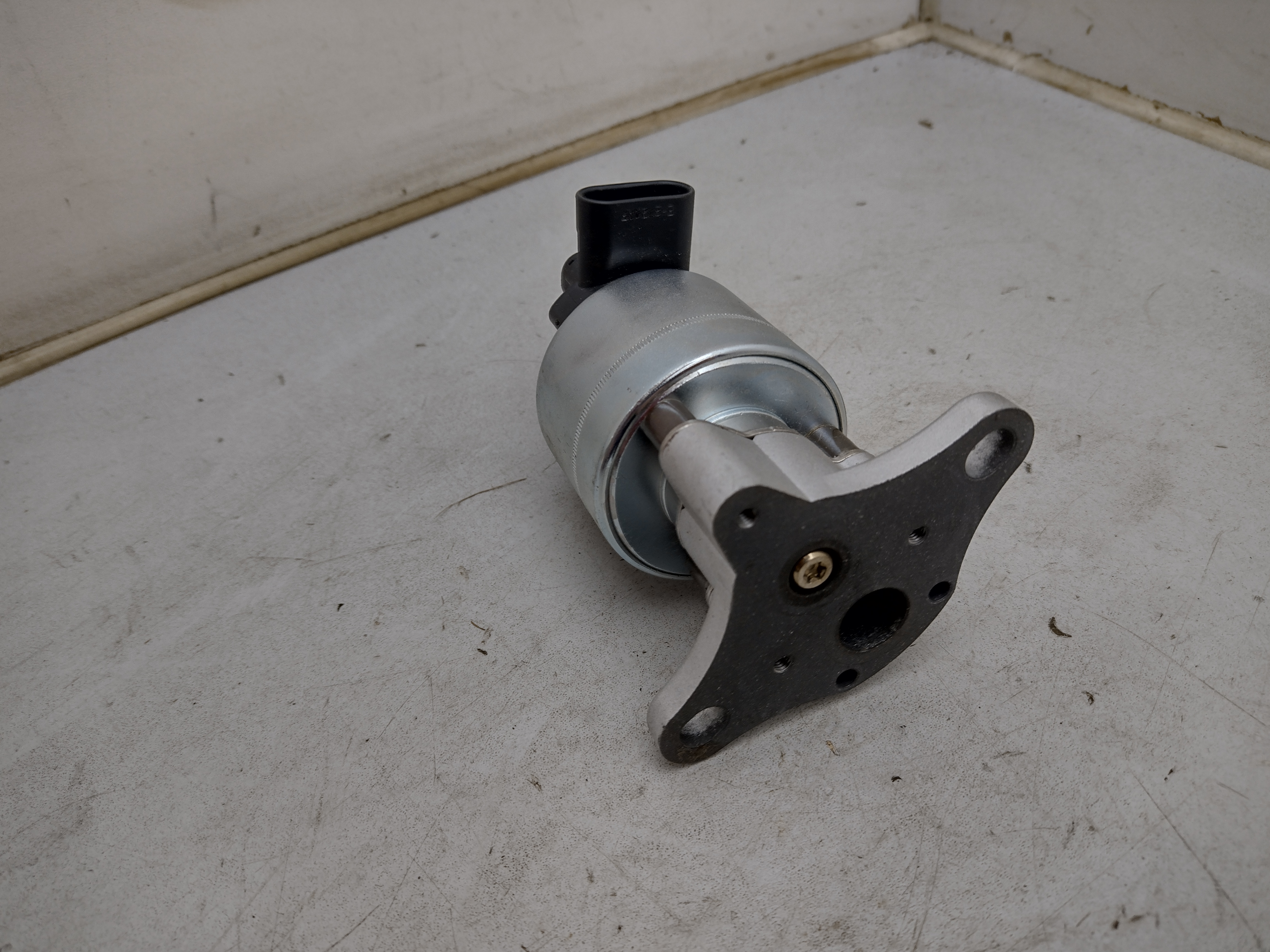 Peugeot / Citroen Abgas-Rückführungsventil (AGR) 1628JF NOS NEW OEM