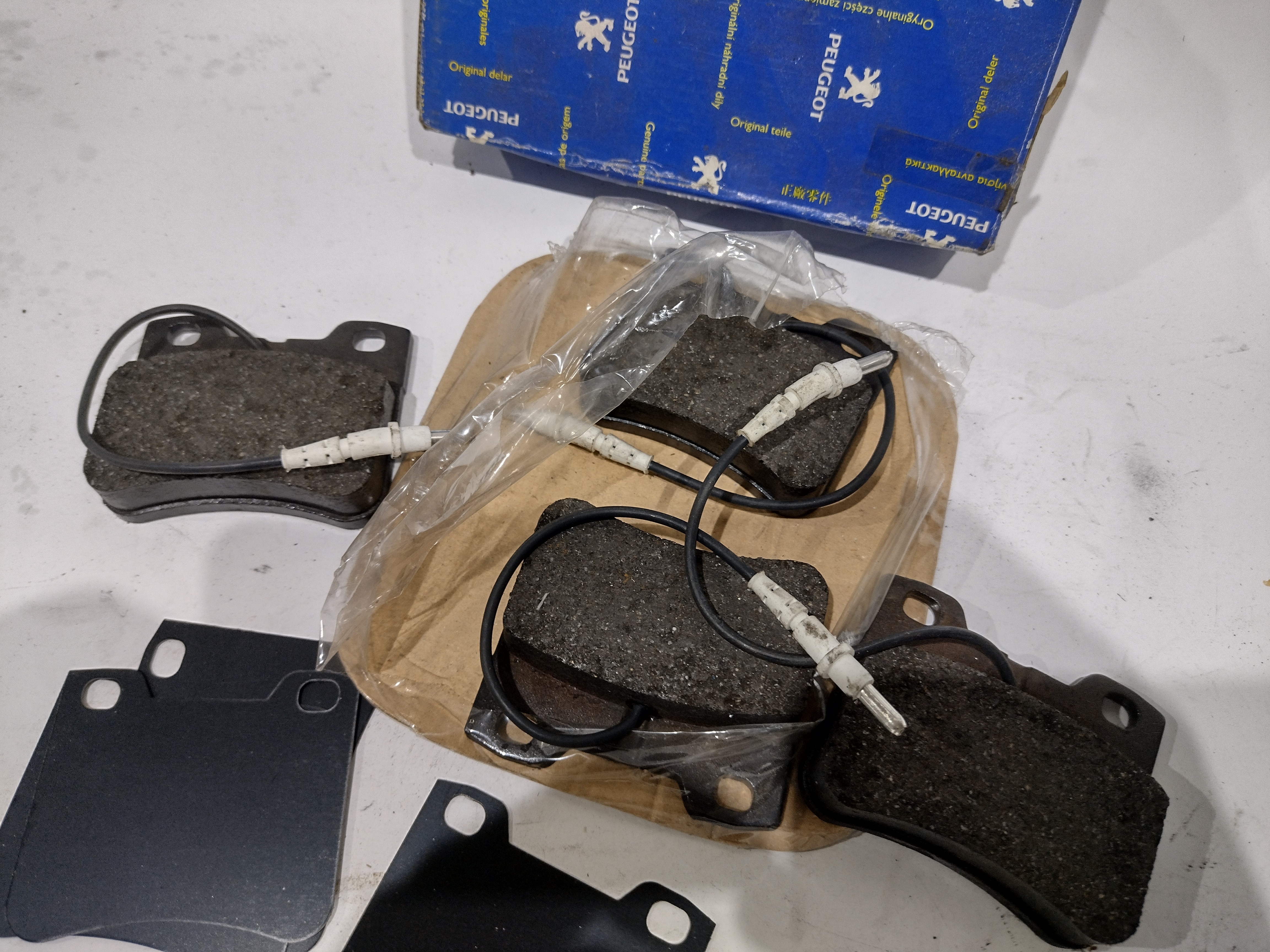 Peugeot 106 Citroen AX Bremsbeläge vorne 425284 NEU NOS NEW