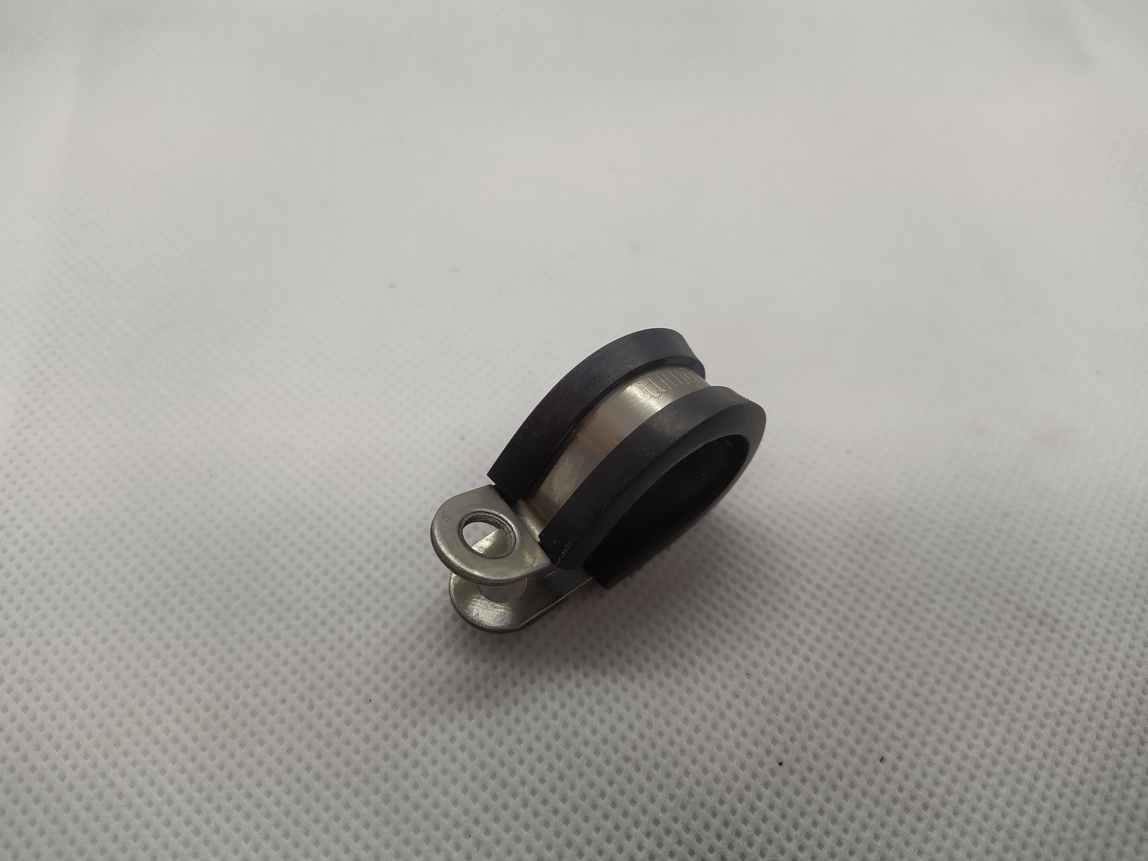 16mm gepolsterte Schlauchbefestigungsschlaufe Schlauchklemme aus Edelstahl V2A