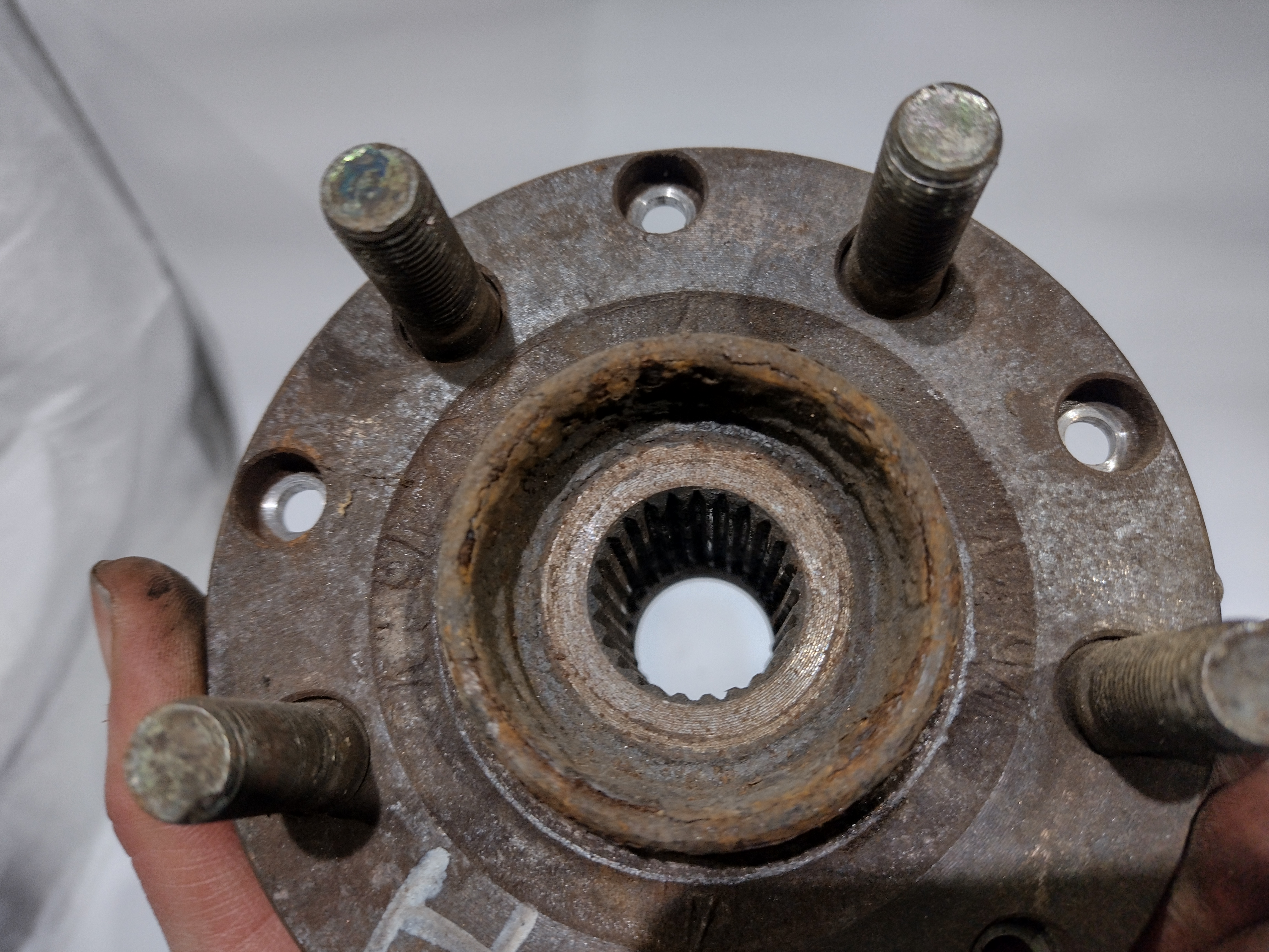 Radnabe mit Bolzen hinten für Subaru Impreza GC GF