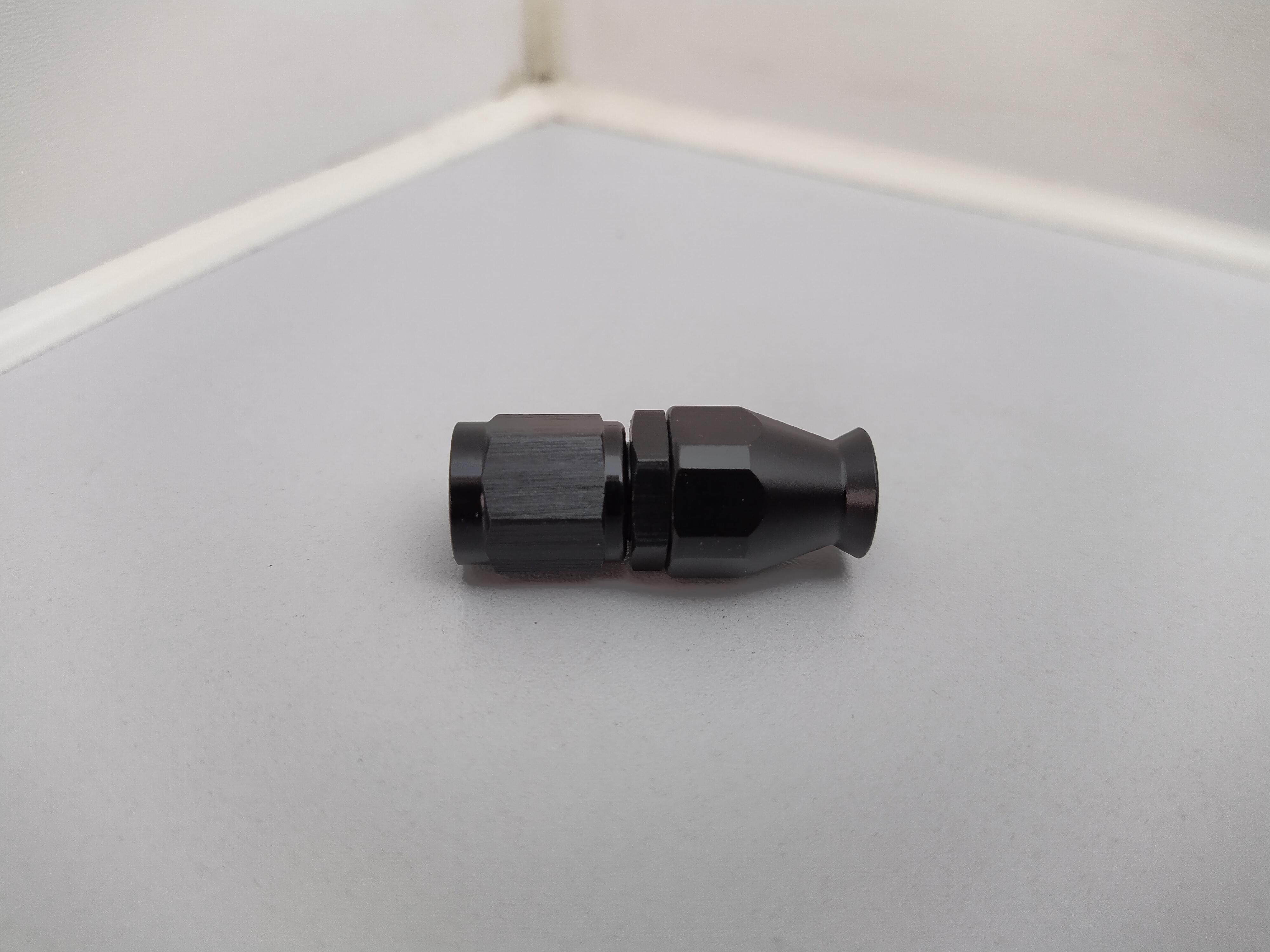 PTFE Alu-Fitting schwarz AN4 Dash 4 gerade