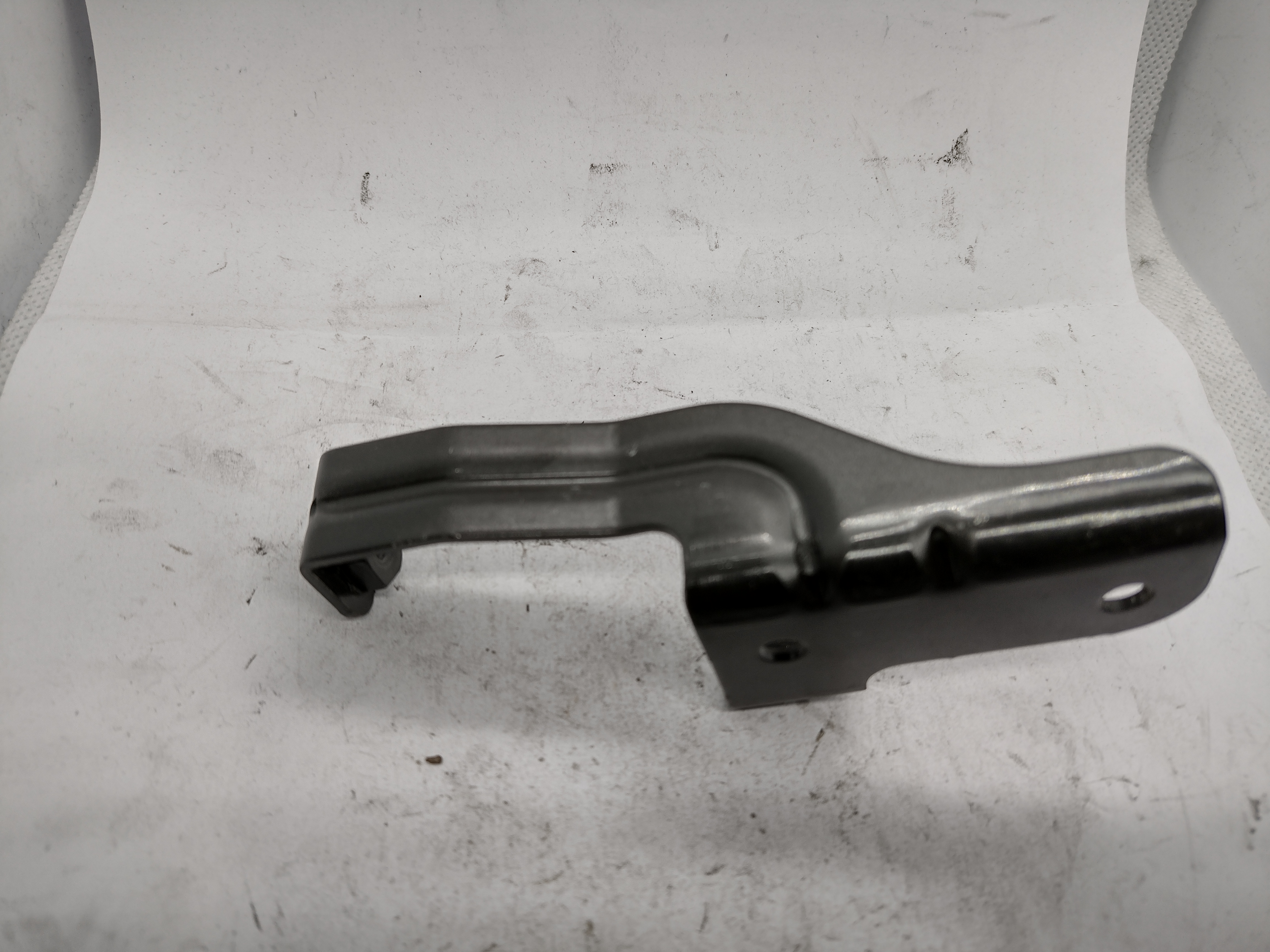 Peugeot / Citroen 1426Z9 Halter NEU NOS NEW