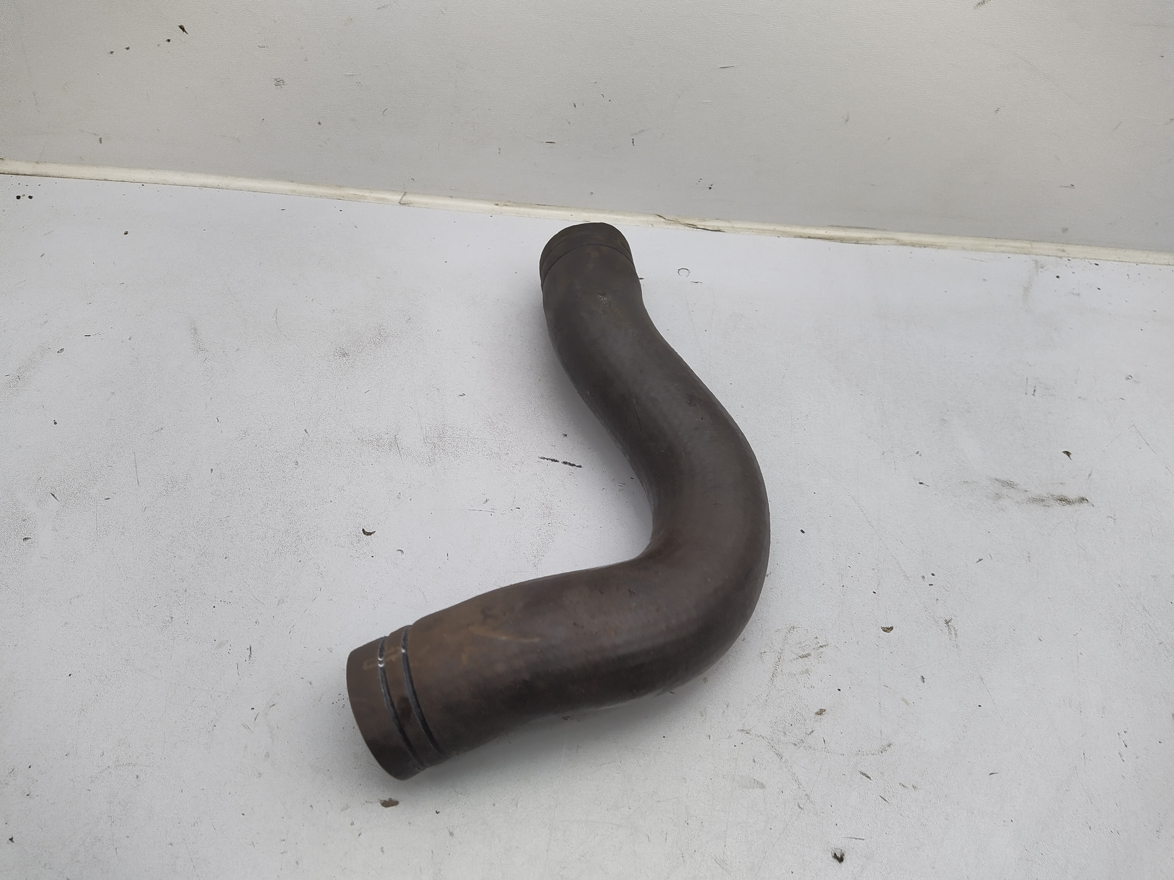 Unterer Wasserschlauch Kühlerwasserschlauch Subaru Legacy 2 BD BG