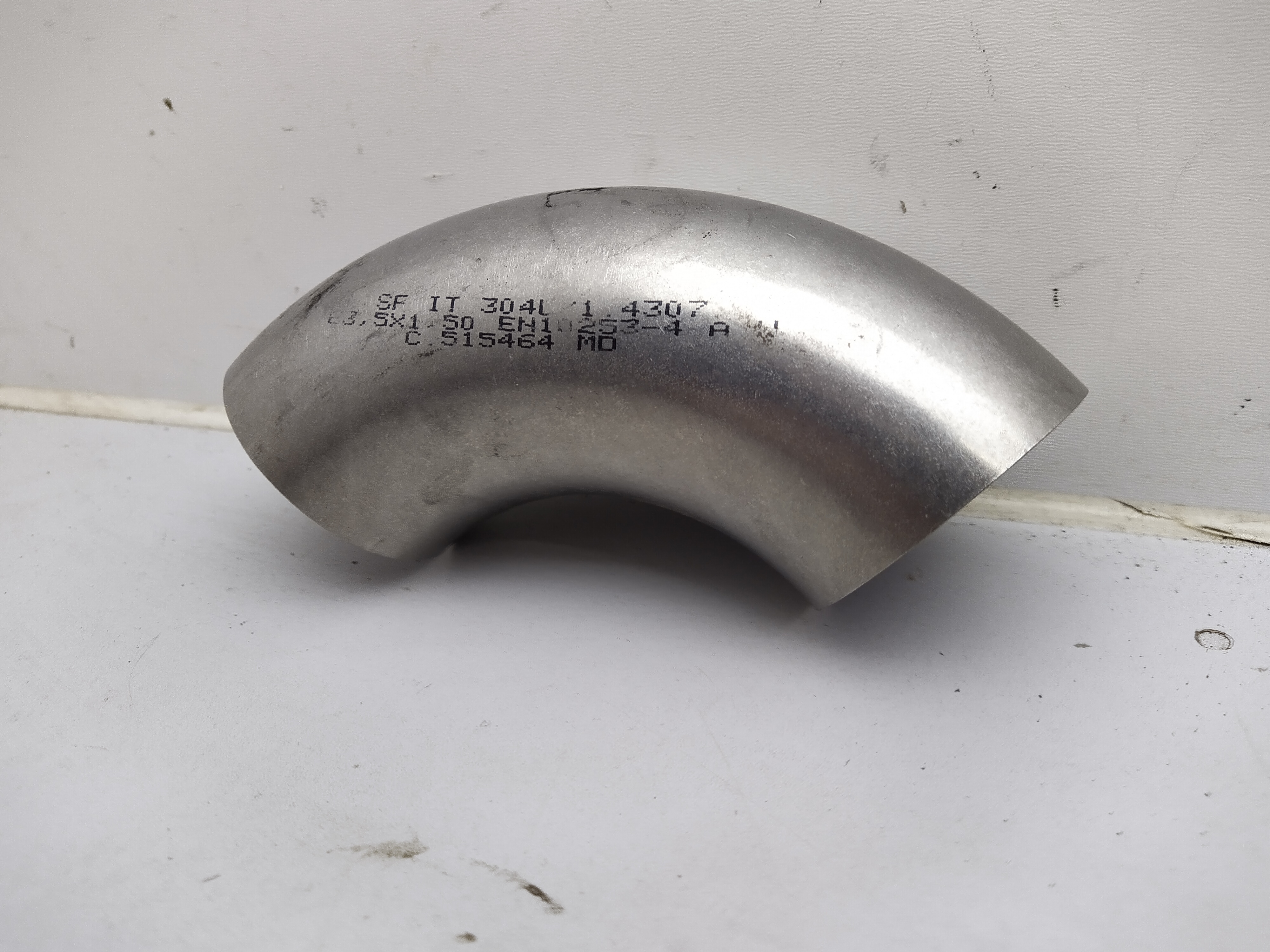 63,5mm 2,5 Zoll V2A Rohrbogen 90 Grad Edelstahl Auspuff Abgasanlage