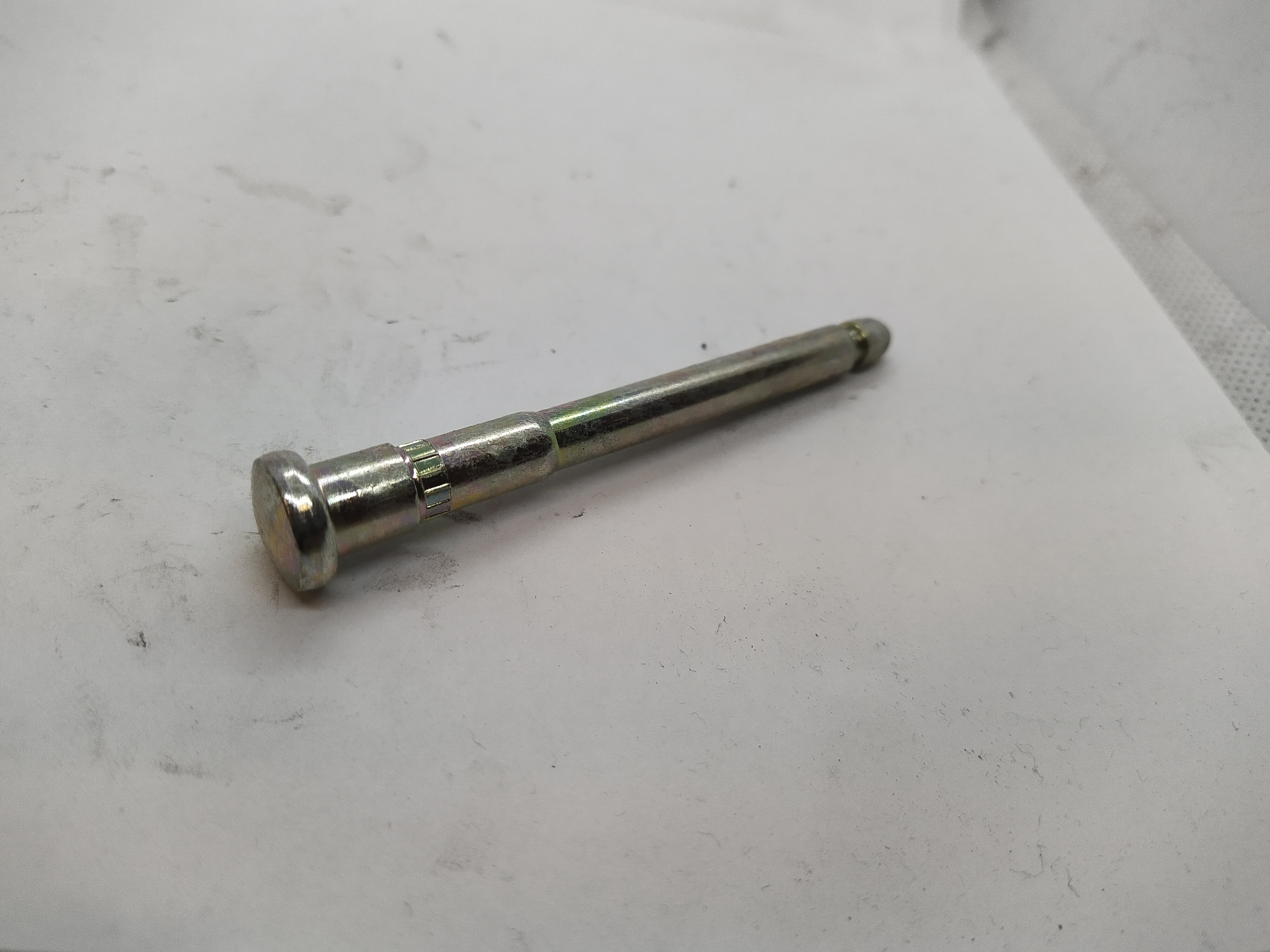 Citroen / Peugeot Bolzen, Türscharnier 904445 NEU NOS