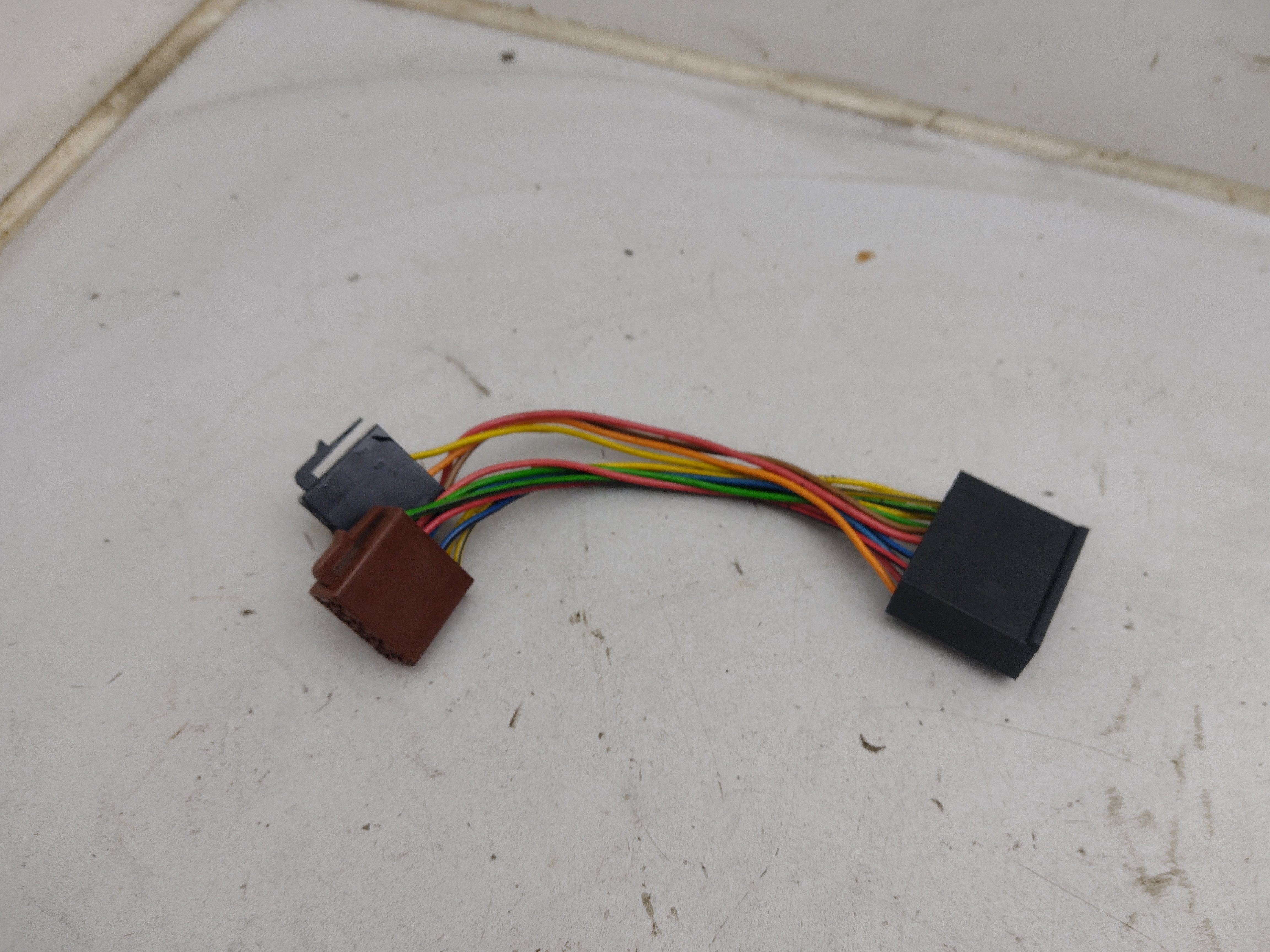 ISO Radioadapter von Subaru Impreza GD GG Newage Bugeye