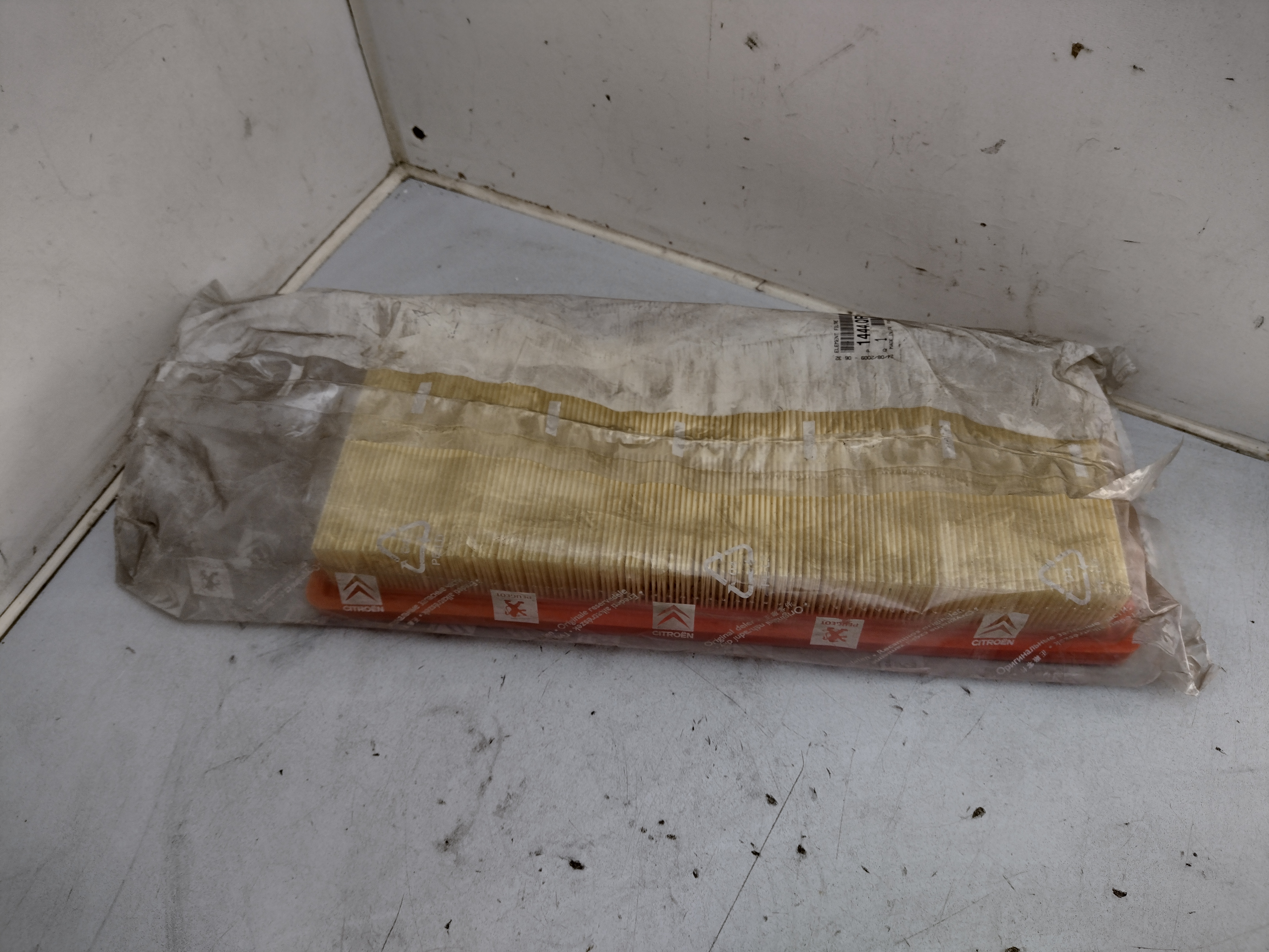 Peugeot 207 308 Citroen C4 Luftfilter 1444QR NEU NOS NEW OEM