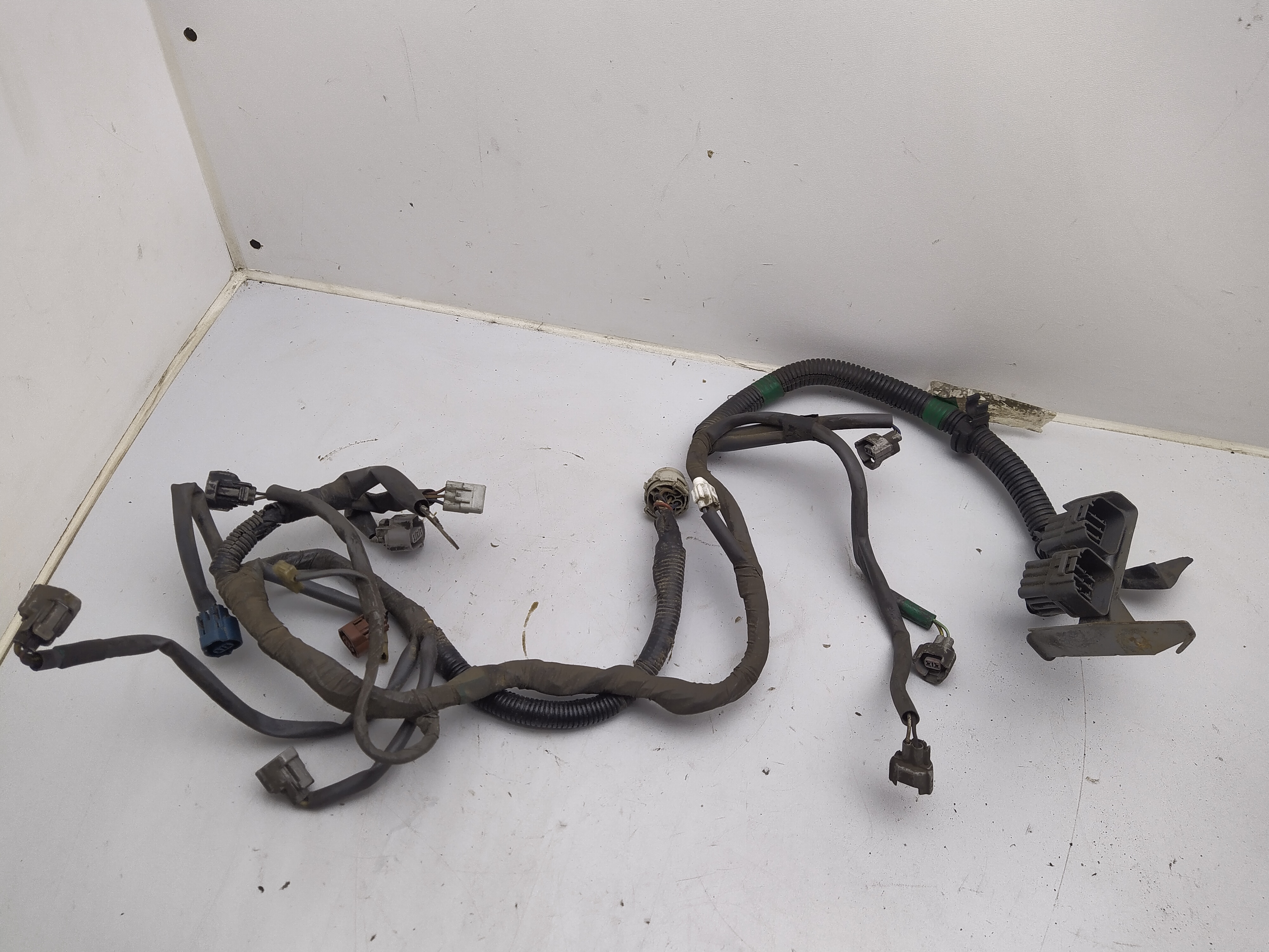 Motorkabelbaum von Subaru Legacy Outback 2.5l 150PS EJ25D