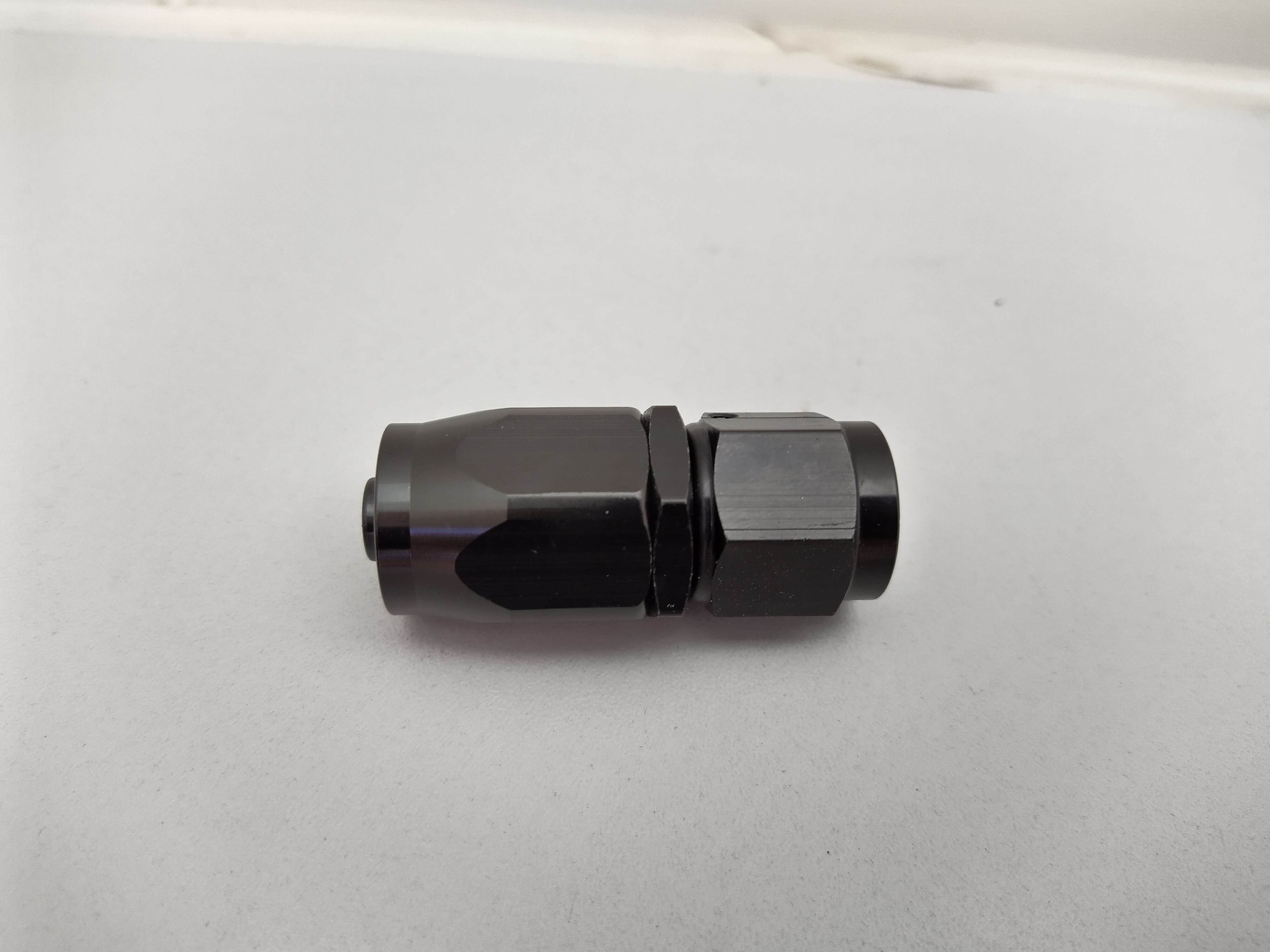 Alu-Fitting schwarz AN6 Dash 6 gerade