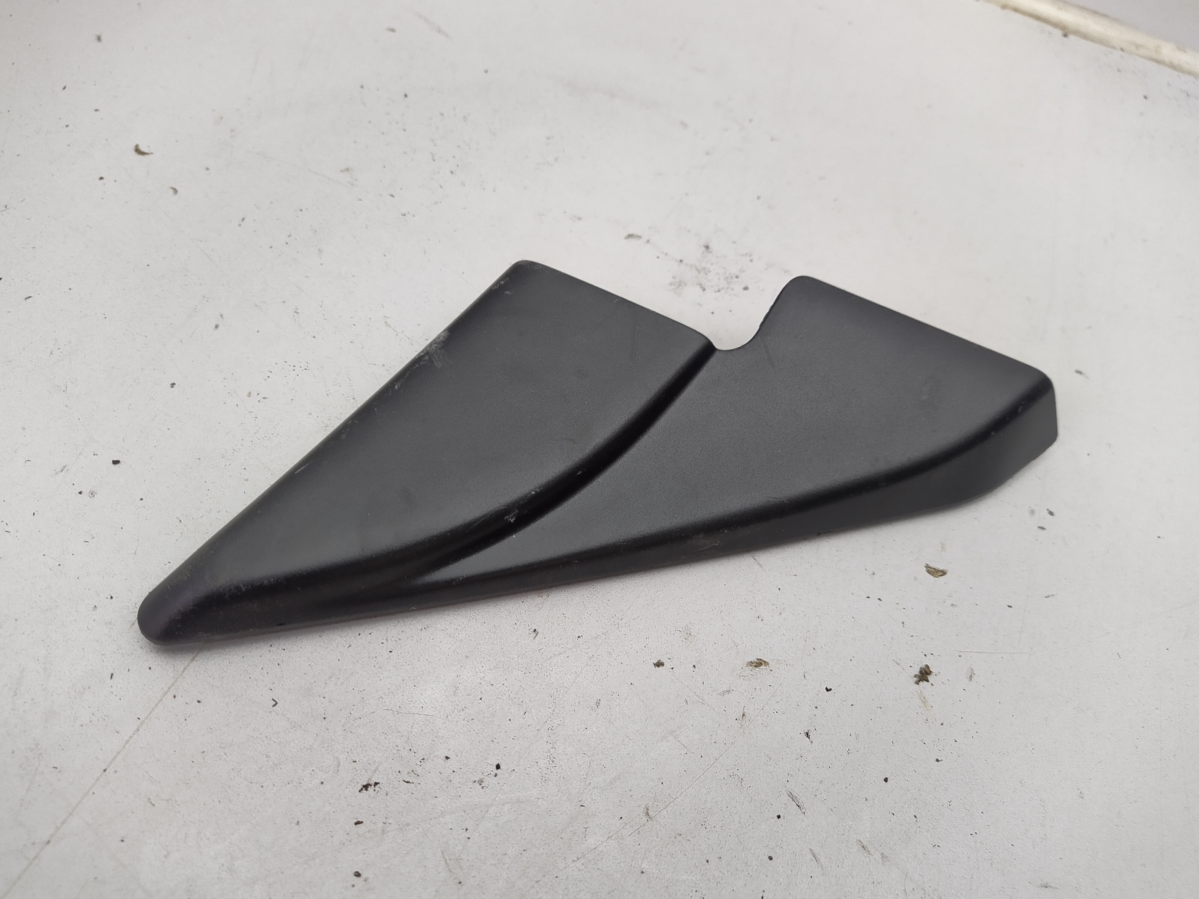 Abdeckung Spiegeldreieck innen rechts Subaru Impreza GG/GD Bj.01-05 94251FE000