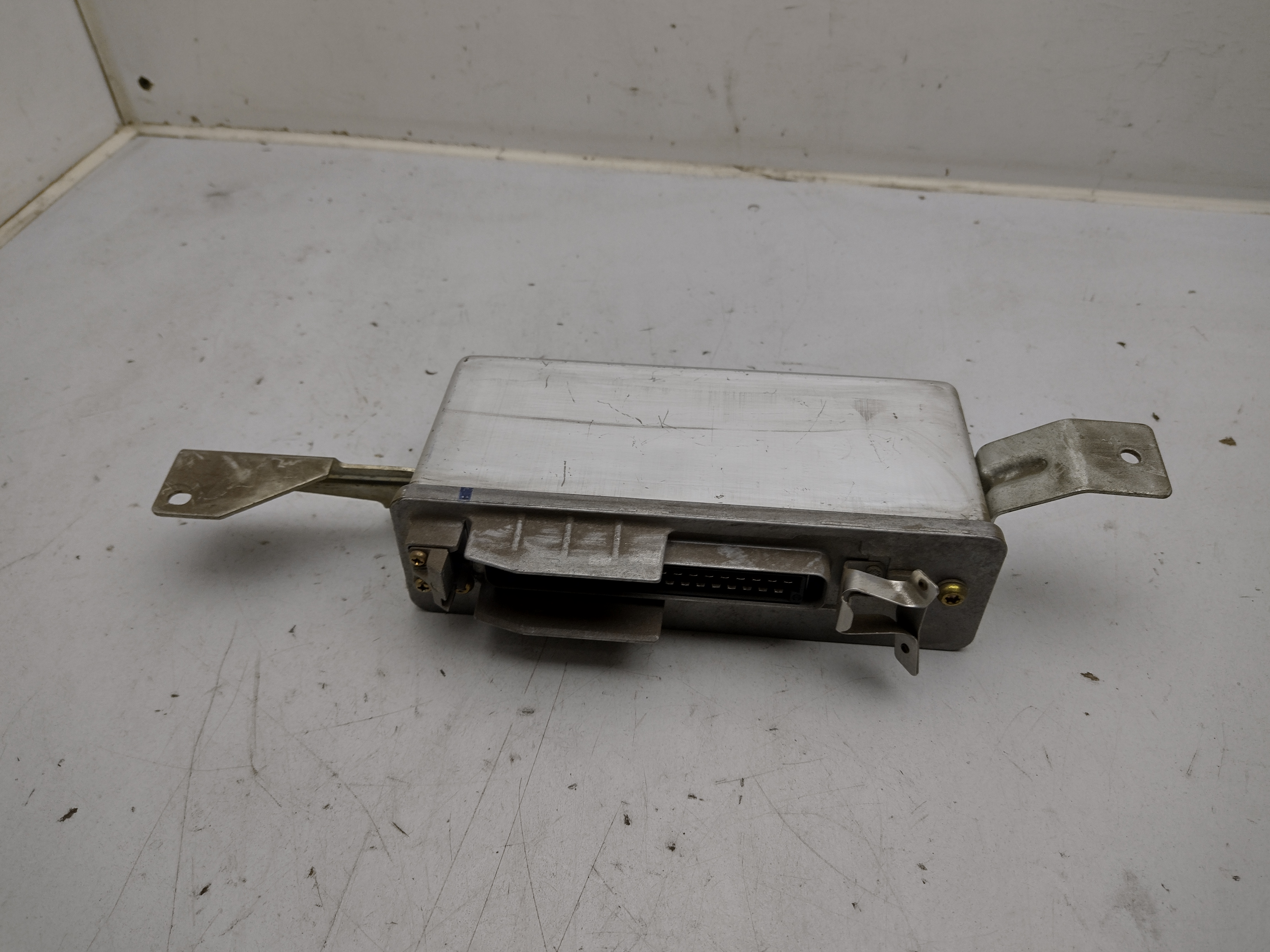 26720AA040 ABS Steuergerät von Subaru Legacy 1 BC BJF