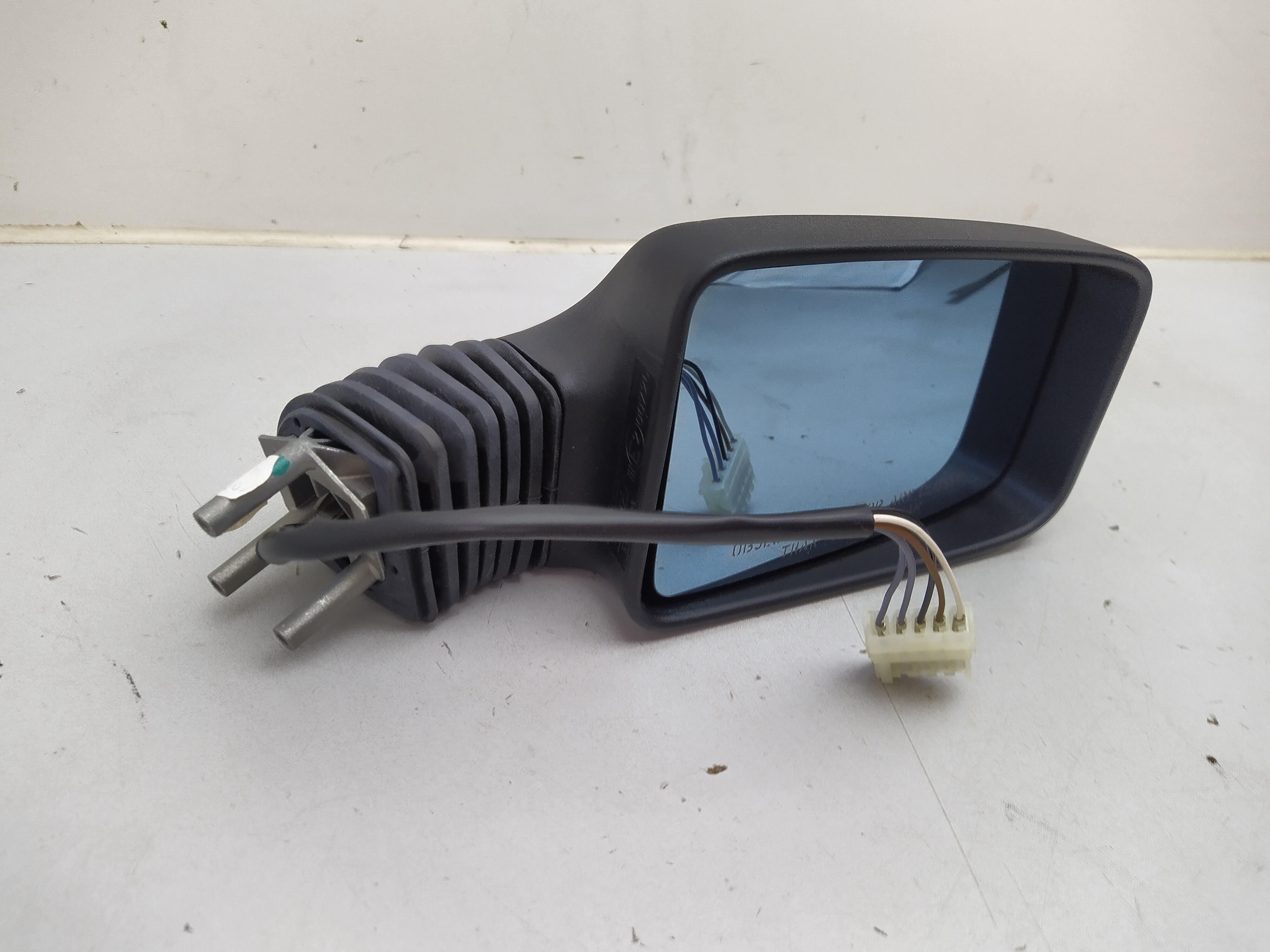 Außenspiegel Seitenspiegel rechts Peugeot 405 II 8148Q2 NEU