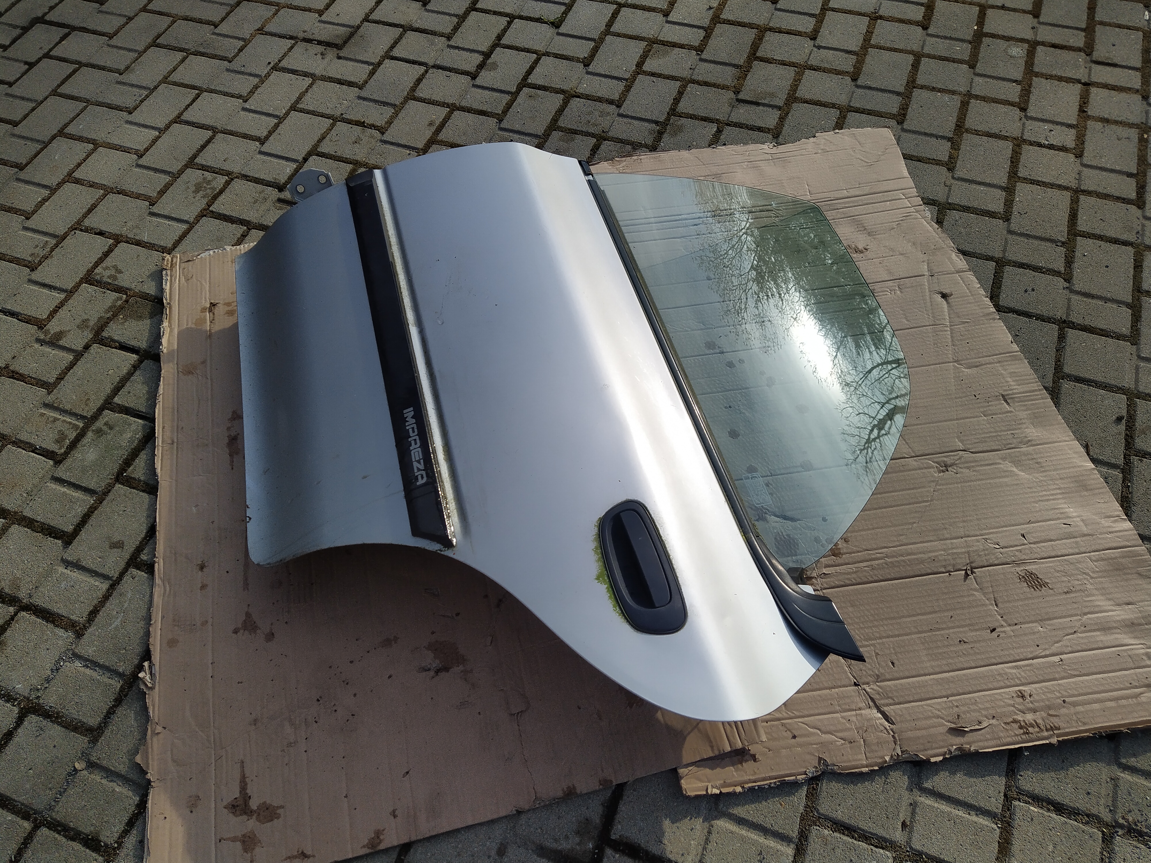 Tür Seitentür hinten links silber von Subaru Impreza GC GF 92-00