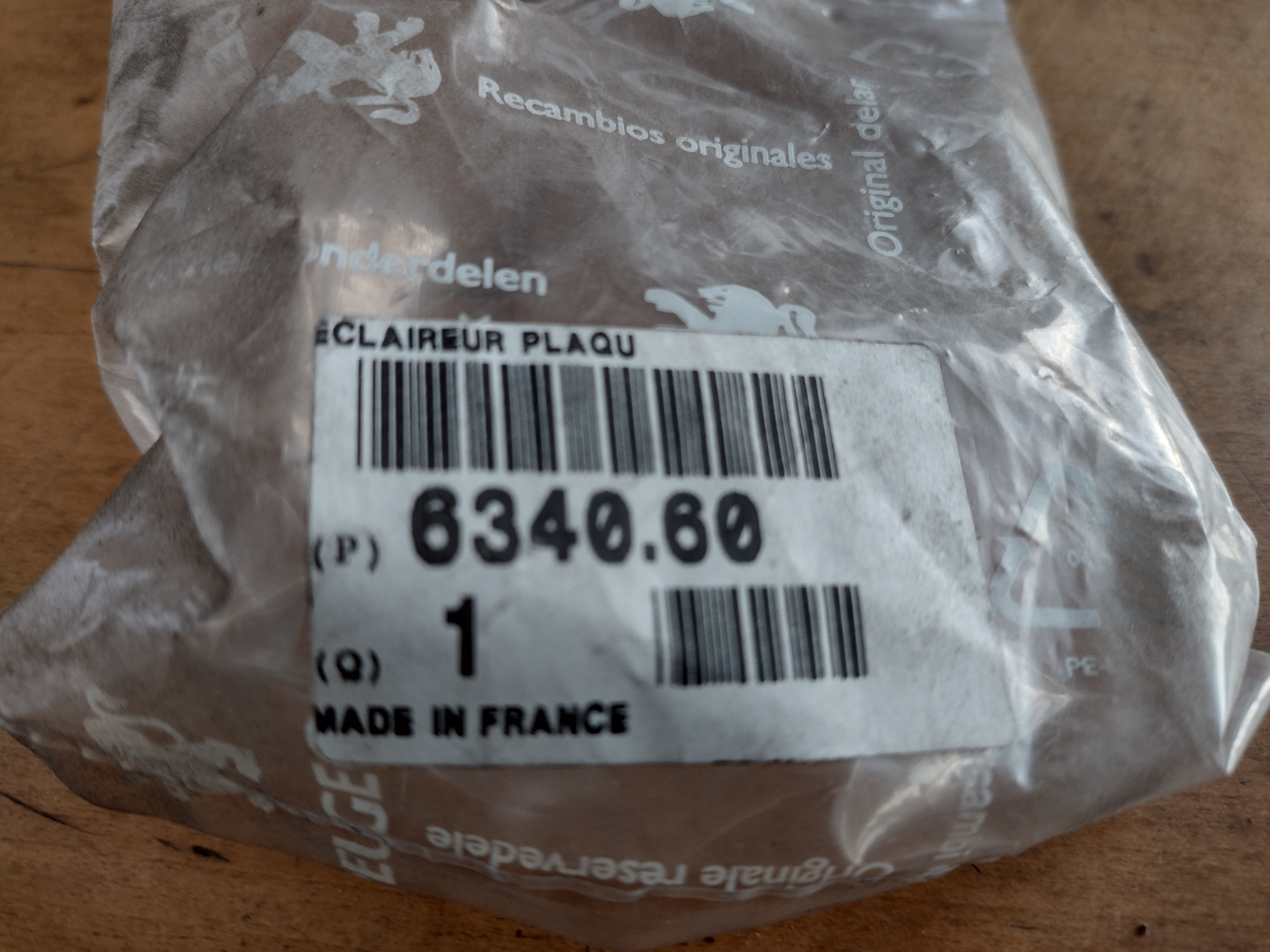 Peugeot 305 Nummernschildleuchte 634060 NEU NOS NEW OEM