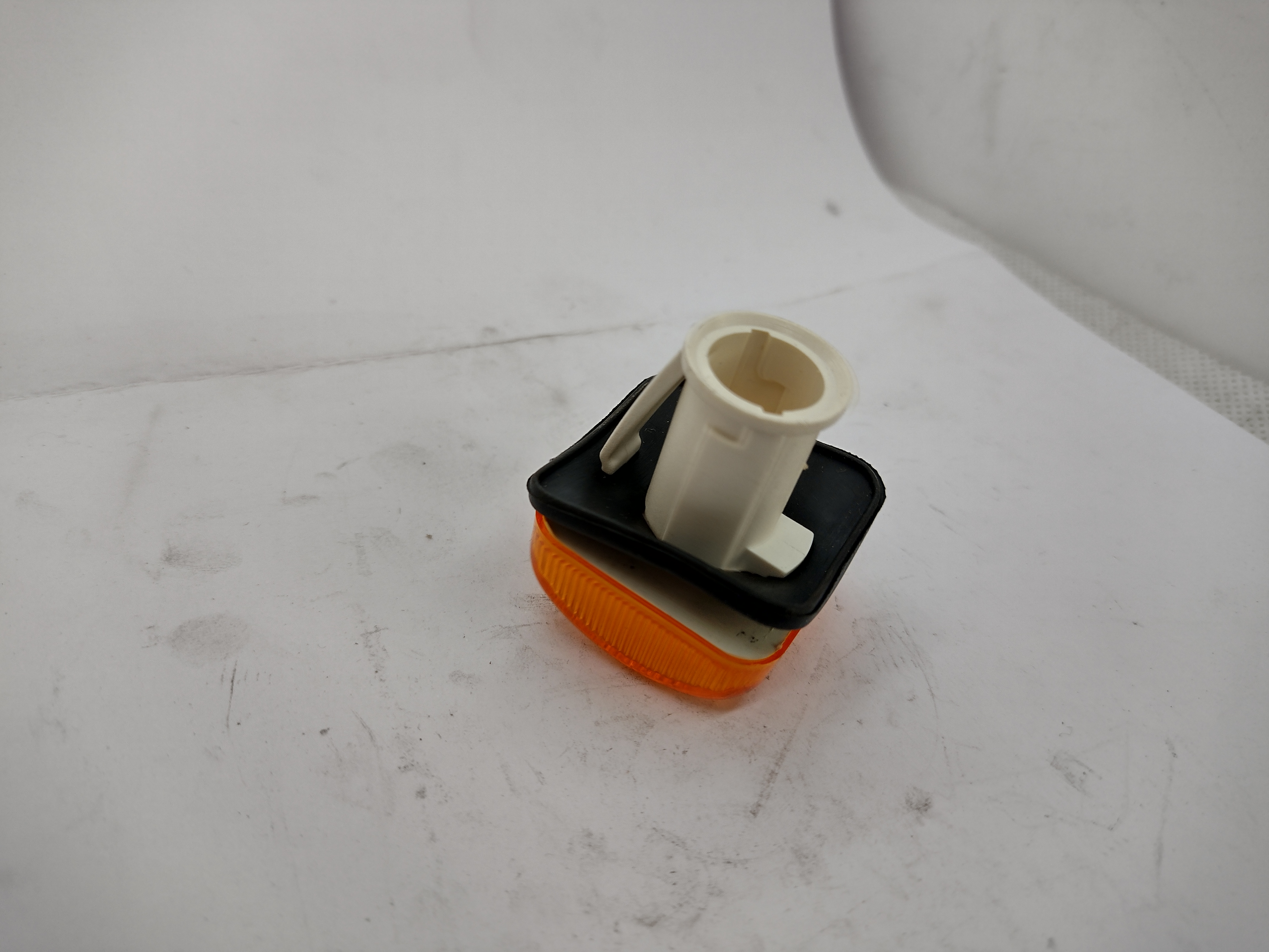 Peugeot Boxer / Citroen Jumper / Fiat Ducato Seitenblinker 632536 NEU NOS NEW OEM