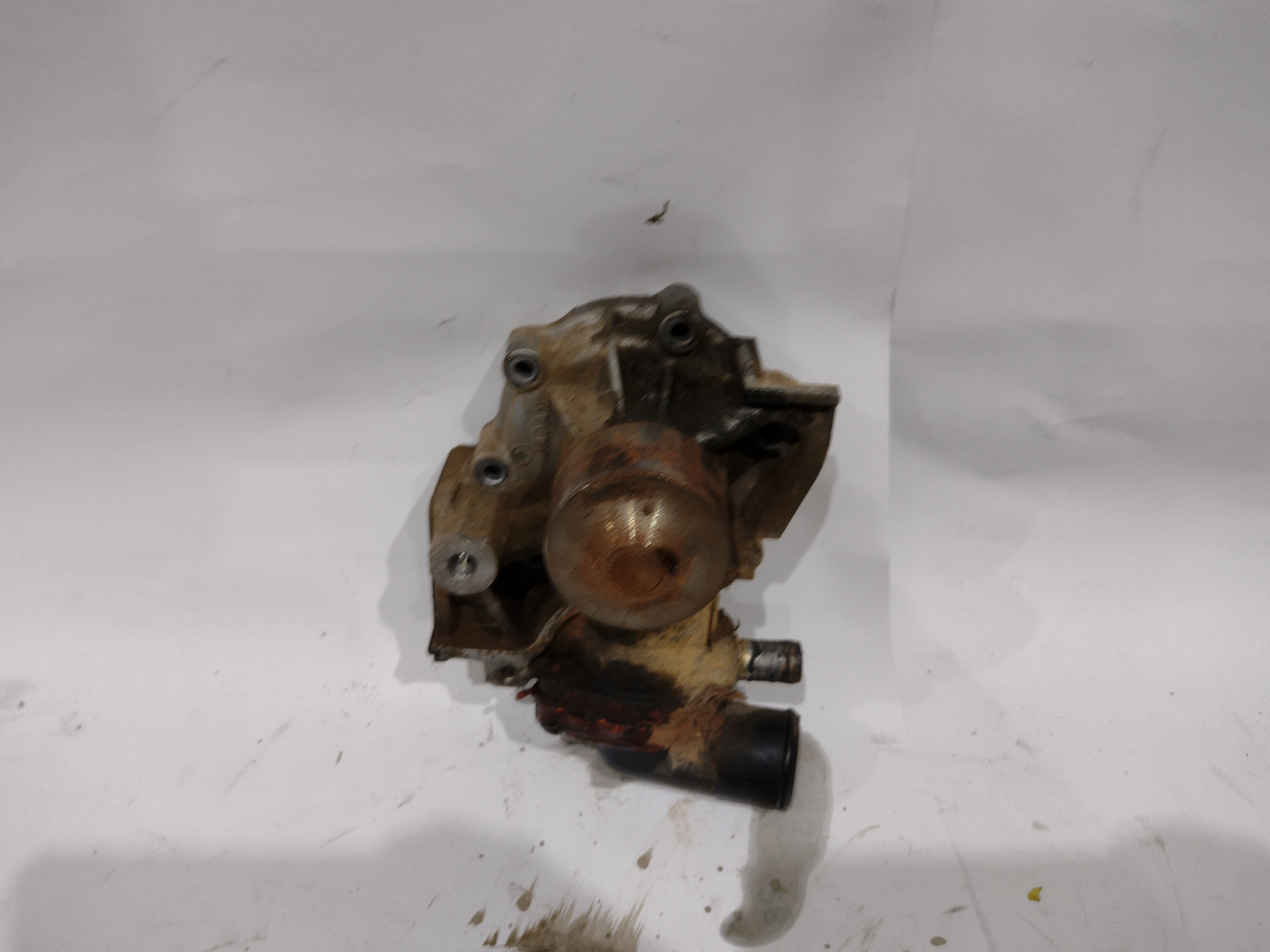 Wasserpumpe mit Thermostatgehäuse für Subaru Legacy 2.2l 136PS