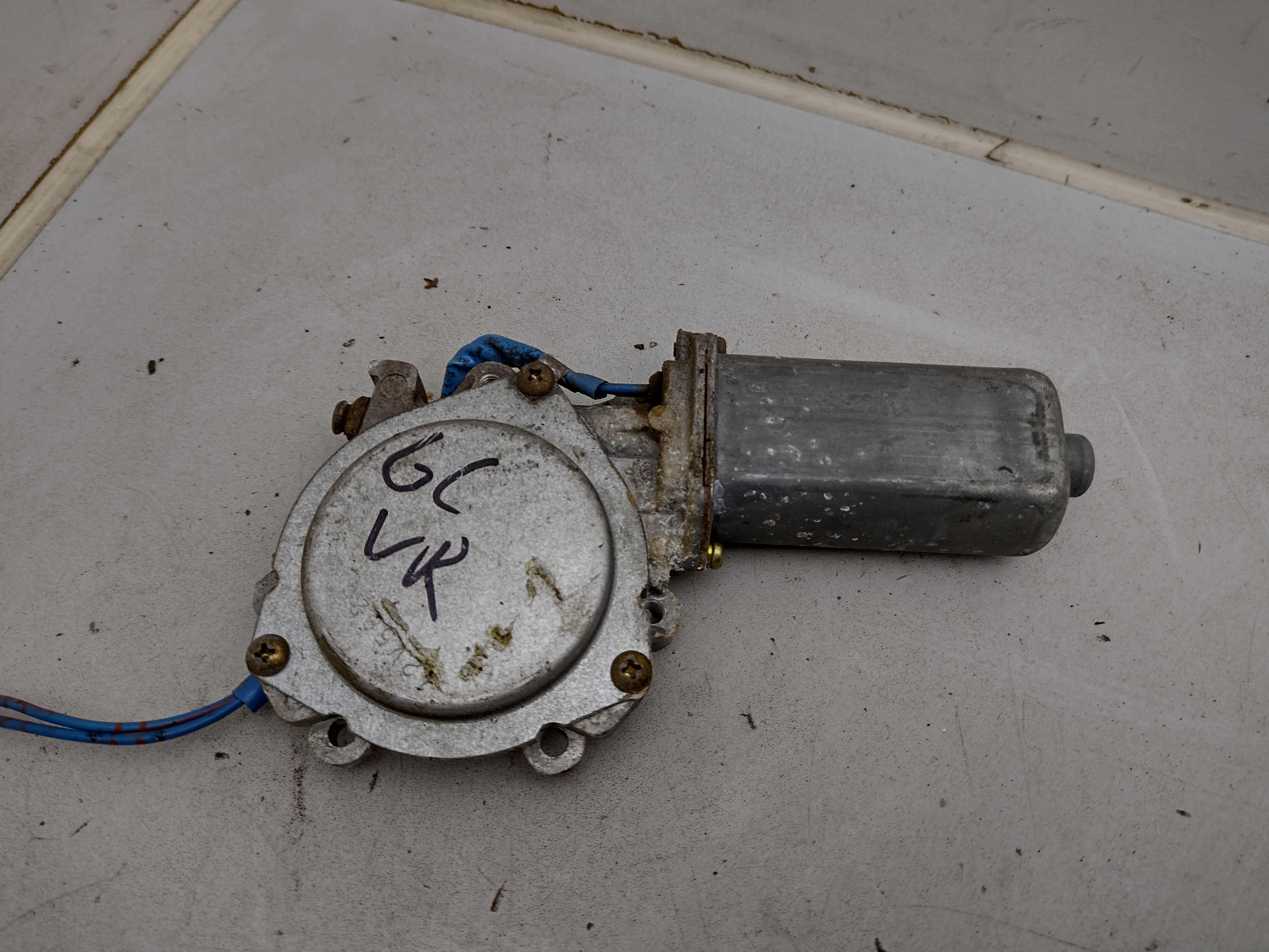 Fensterheber Motor vorne rechts von Subaru Impreza GC GF 93-00