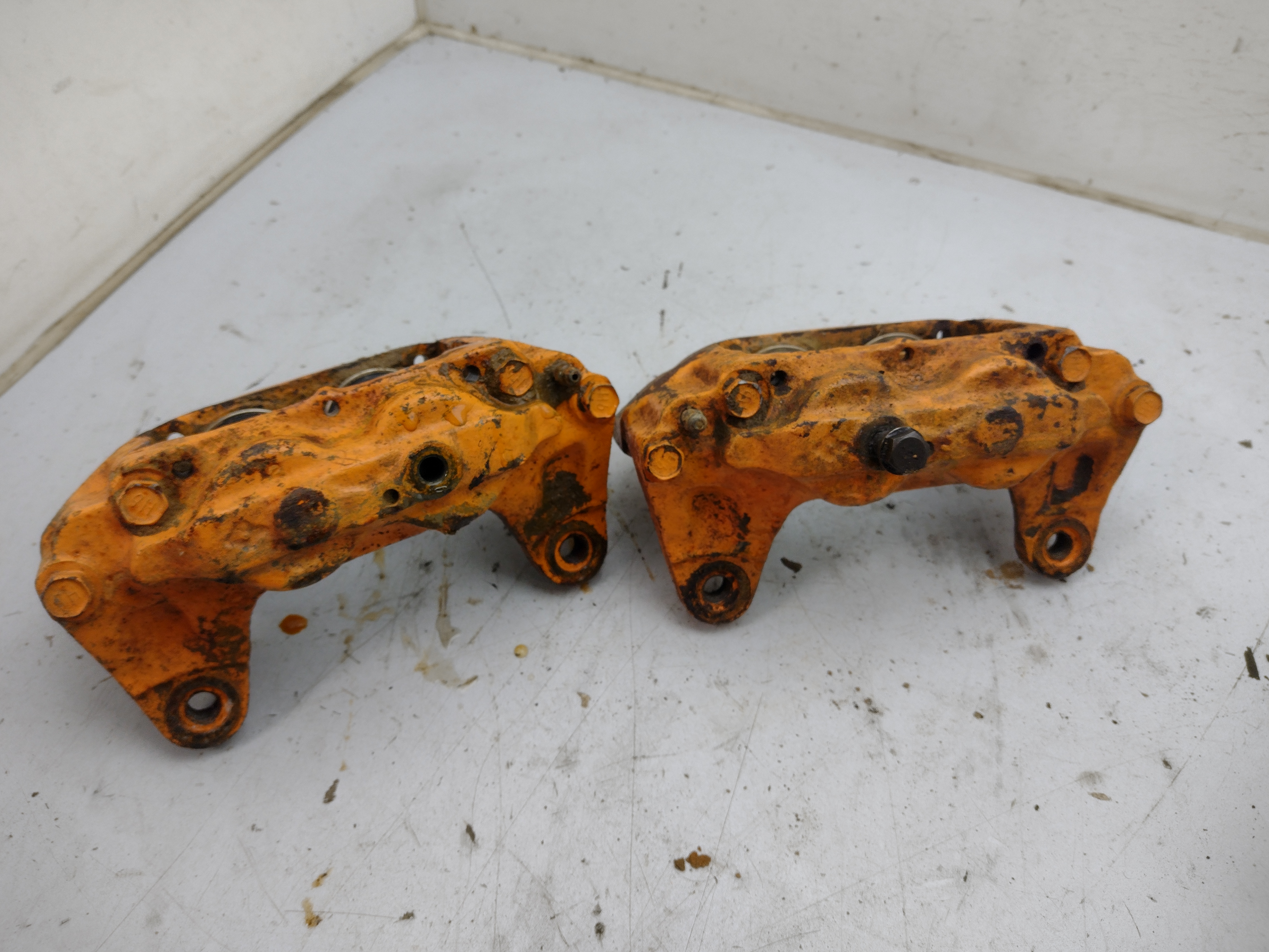 Bremssättel vorne 4 Kolben für Subaru Impreza GT WRX STI 