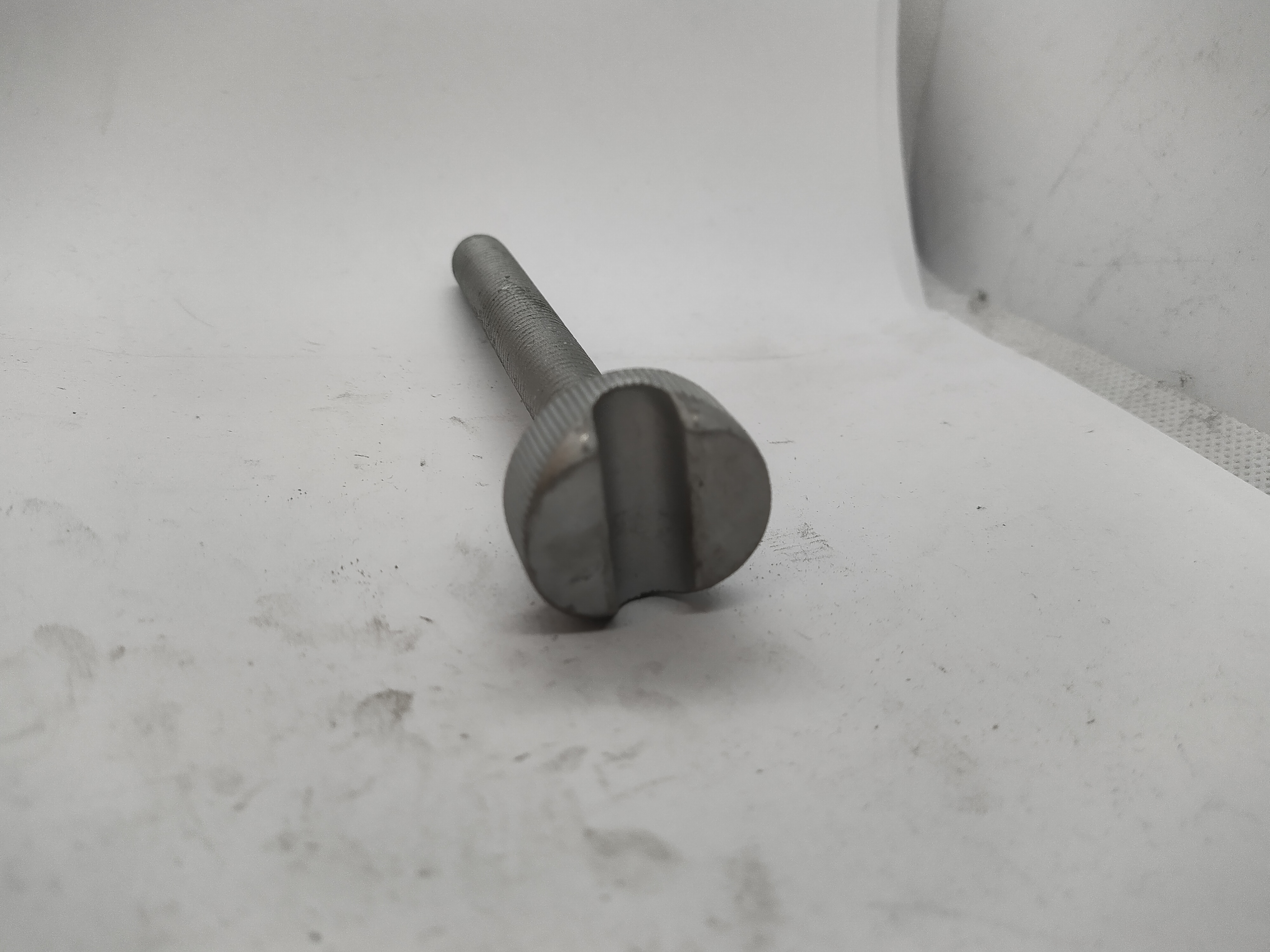  Citroen / Peugeot Reserveradhalterung 761571 NEU NOS