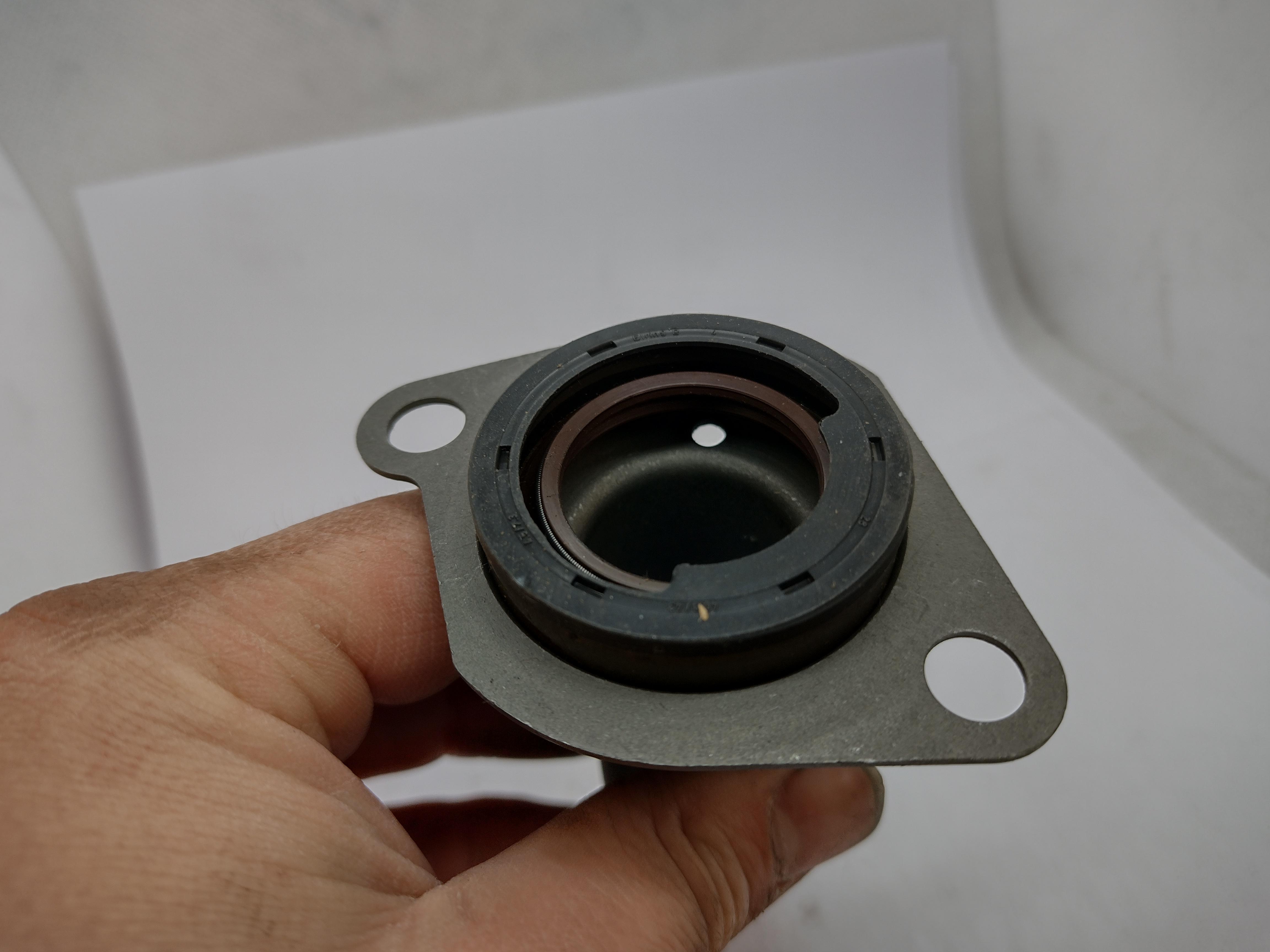 Peugeot / Citroen Führungshülse für Ausrücklager 210524 NEU NOS NEW OEM