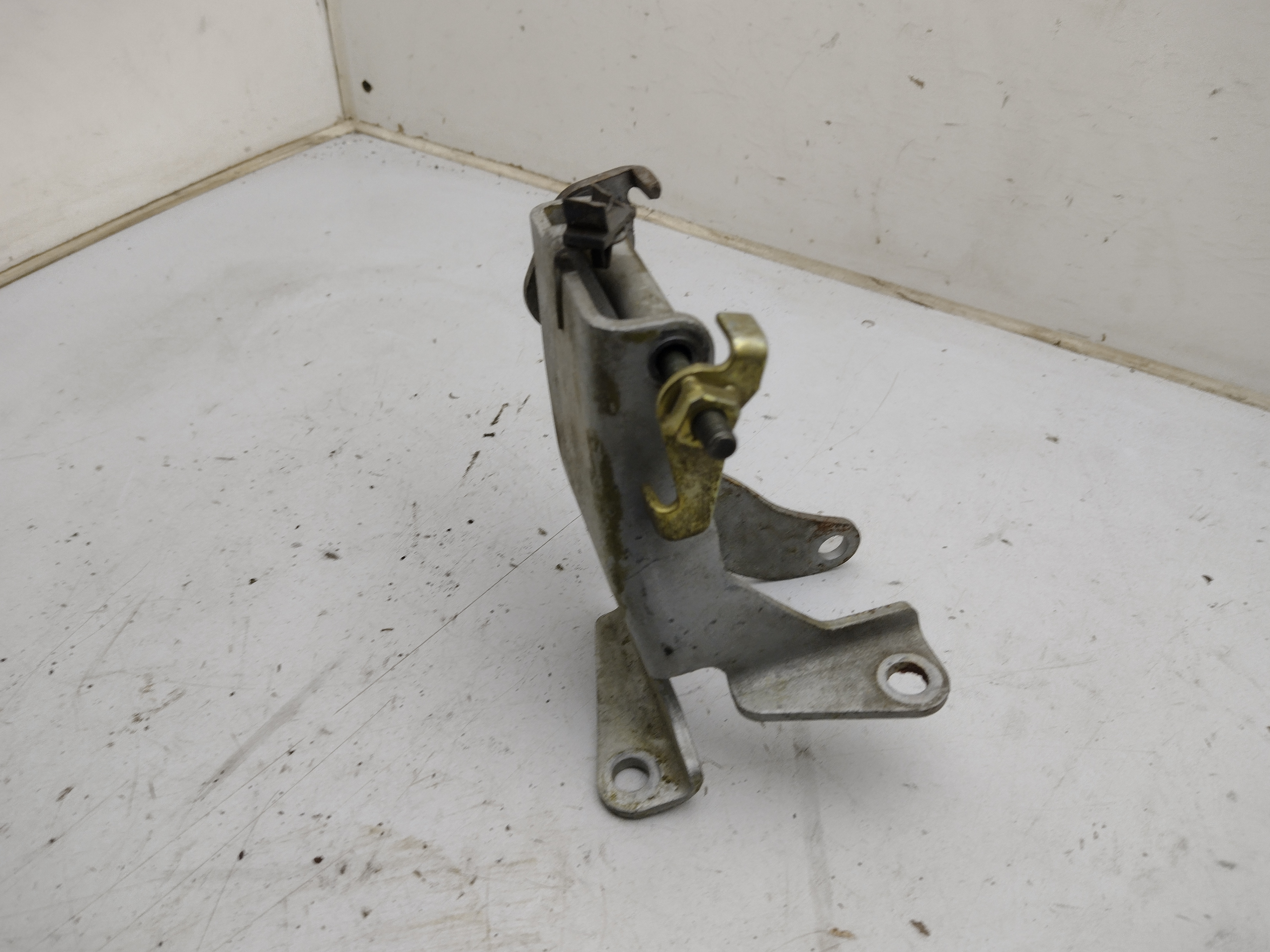 Lichtmaschinenhalter für ohne AC von Subaru Impreza GC8 GF8