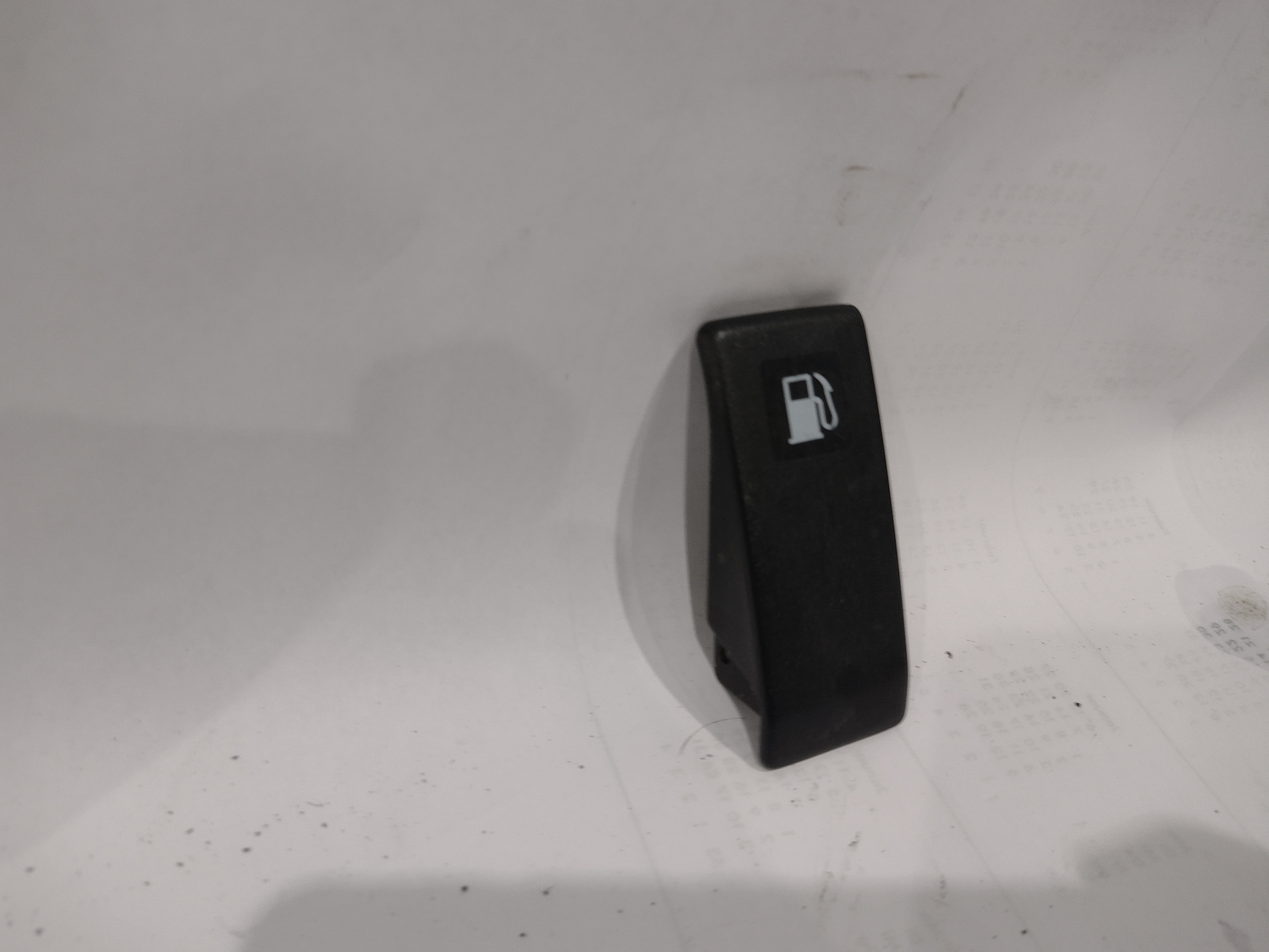 Hebel Tankklappe Tankdeckel für Subaru Outback H6 Legacy BE BH