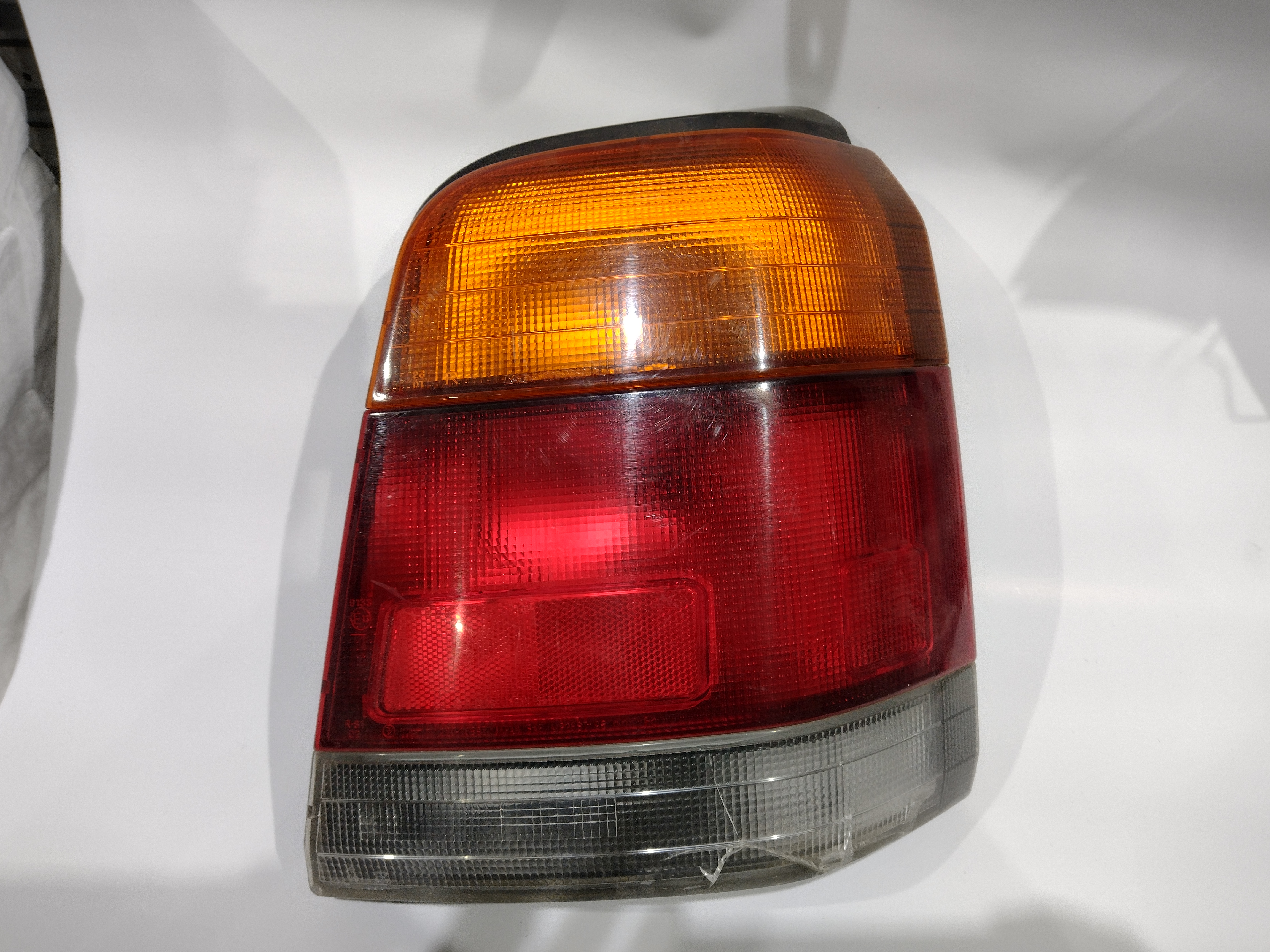 Rückleuchte Rücklicht rechts für Subaru Forester SF MK1 98-03