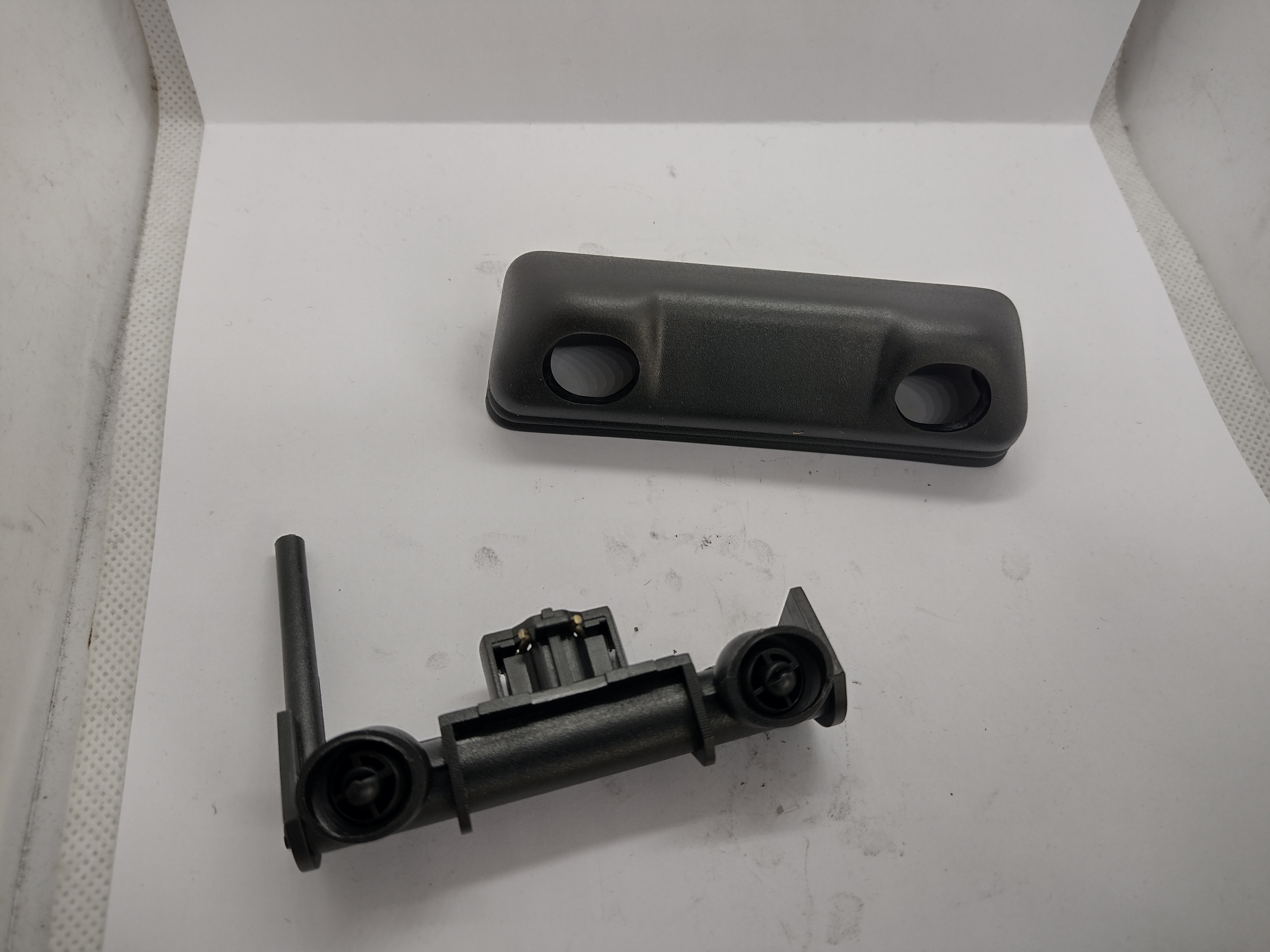 Peugeot / Citroen Wischwasserdüsen 643884 NEU NOS NEW OEM