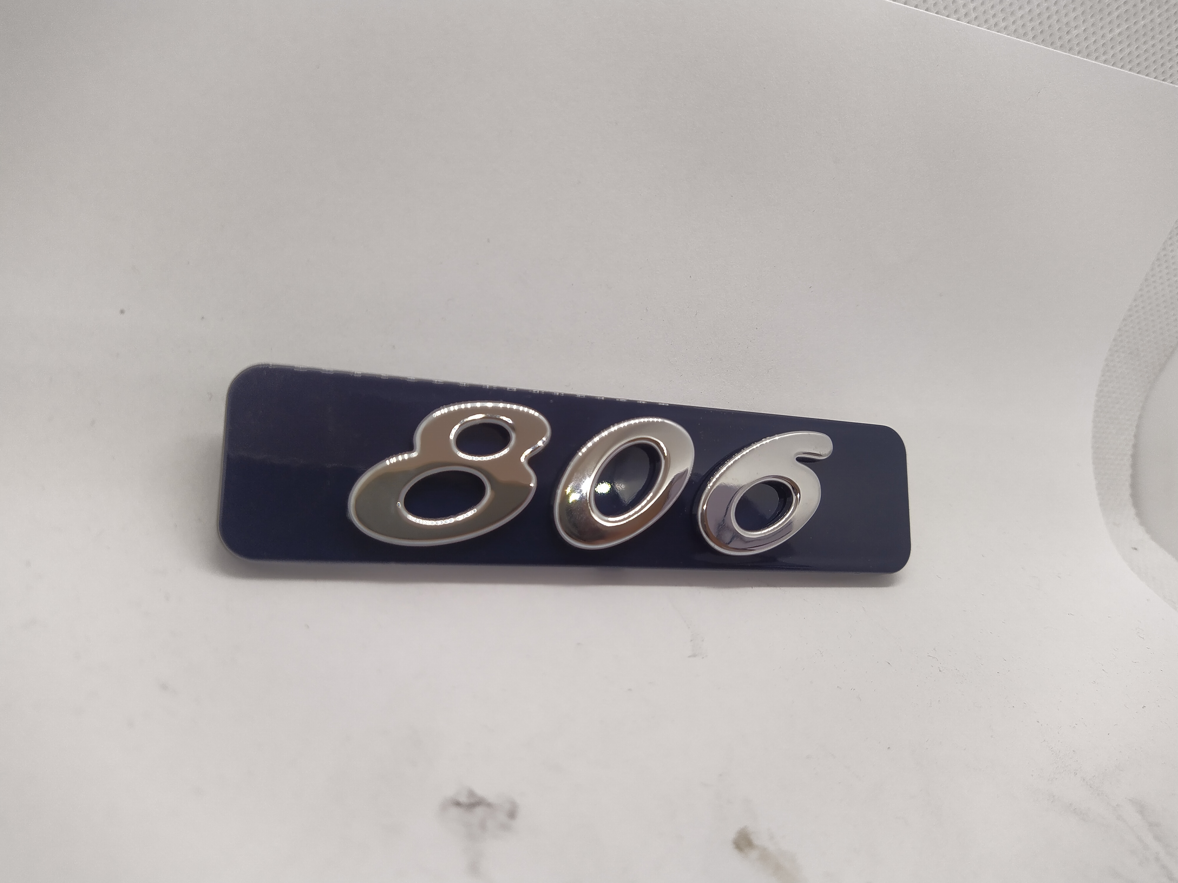 PEUGEOT 806 8663VT Monogramm Logo Emblem NEU NOS 