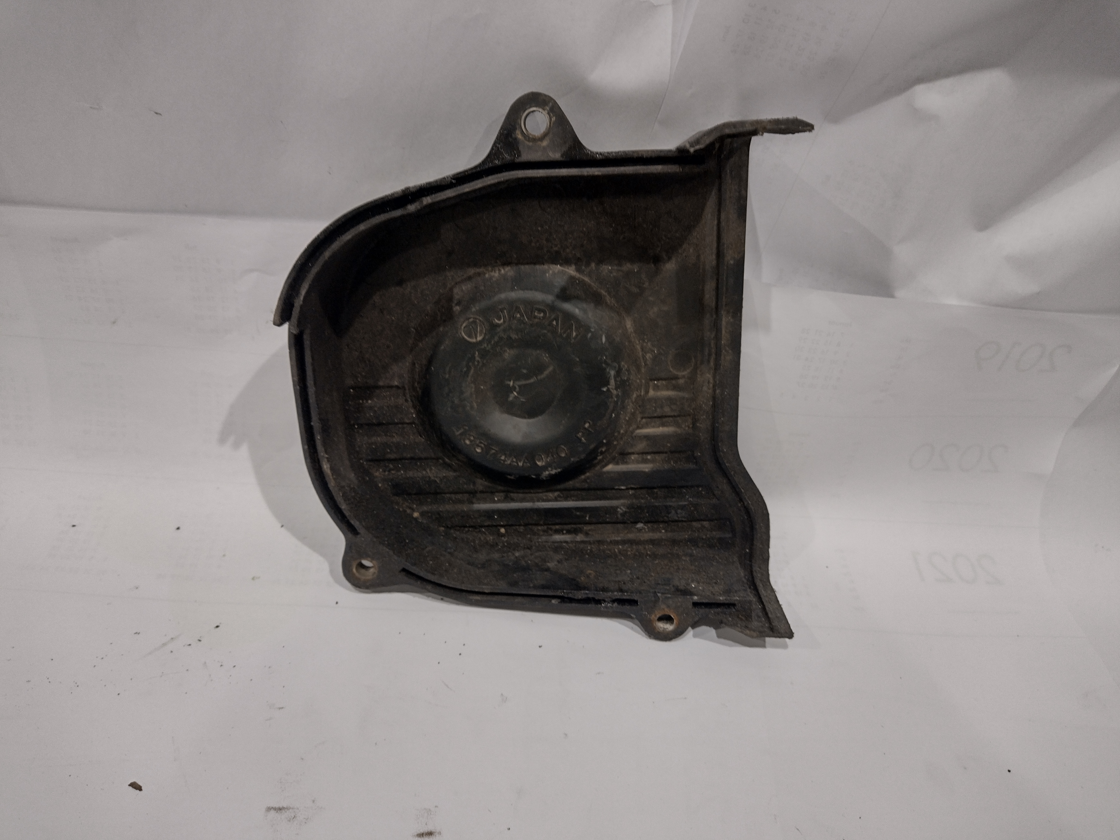 Zahnriemenabdeckung  links für Subaru 13574AA040 